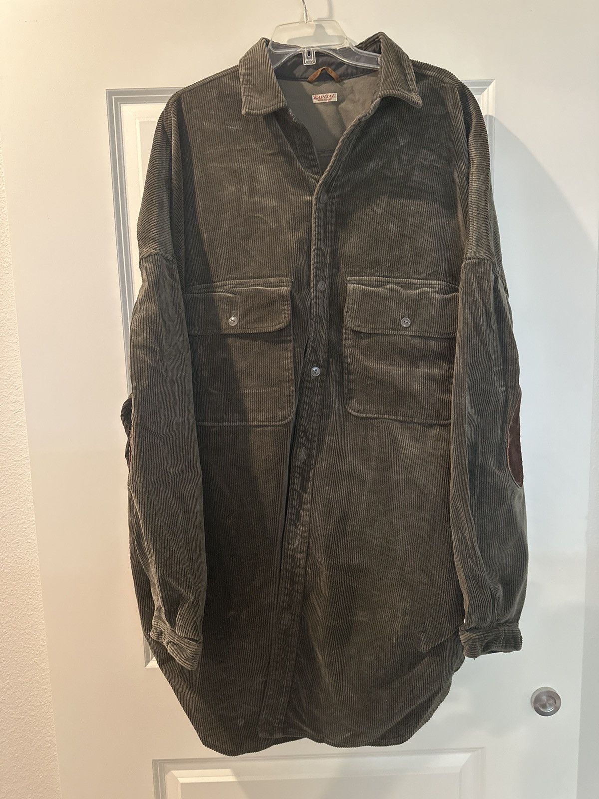 Kapital Kapital slappy corduroy coat- size 3 Size US L / EU 52-54 / 3 - 1 Thumbnail