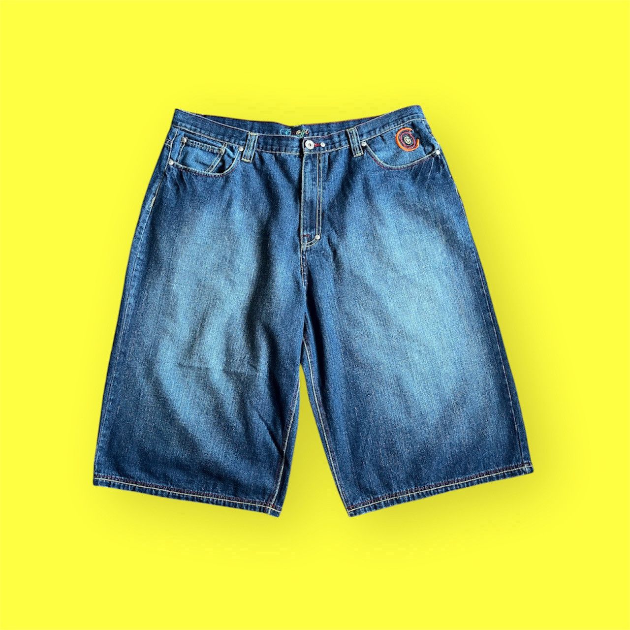 Coogi Coogi Denim Shorts W44 Embroidered Y2K Size US 44 / EU 60 - 2 Thumbnail