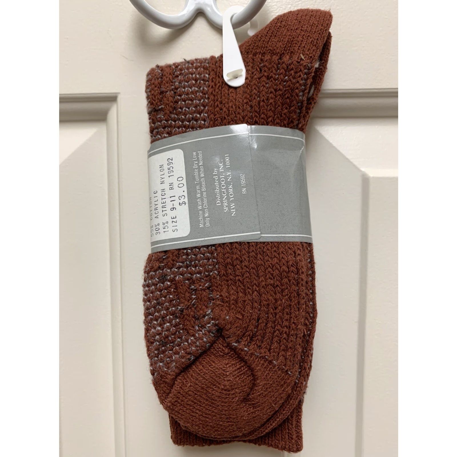 Vintage VINTAGE Vanderbilt Womens Crew Socks 9-11 NOS Deadstock NWT 90s Orange Mid Calf 55% Cotton 30% Acrylic 15% Nylon Womens Size ONE SIZE - 4 Thumbnail