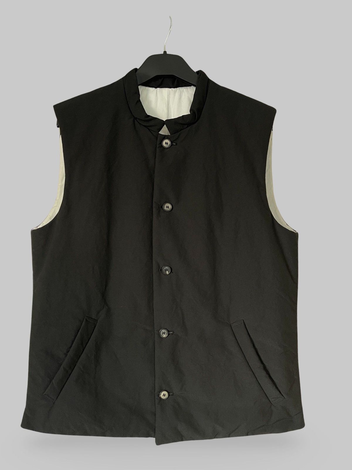 image of Bergfabel Padded Vest in Black, Men's (Size Medium)