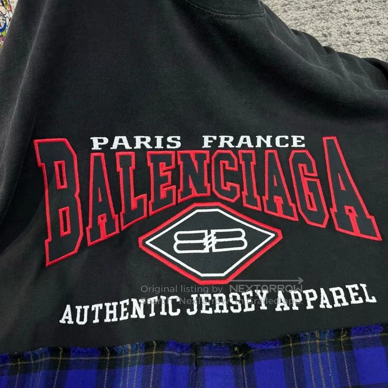 Balenciaga Balenciaga Fake two-piece bat embroidery long sleeve sweat Size US M / EU 48-50 / 2 - 3 Thumbnail