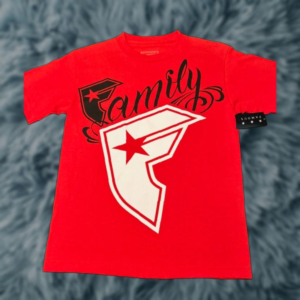 Barker VINTAGE Famous Stars & Straps Family Logo Shirt Sz Small NWT Red Short Sleeve Mens S Logo 2000s Y2K Travi s Barker (Travis Barker) Size US S / EU 44-46 / 1 - 1 Thumbnail