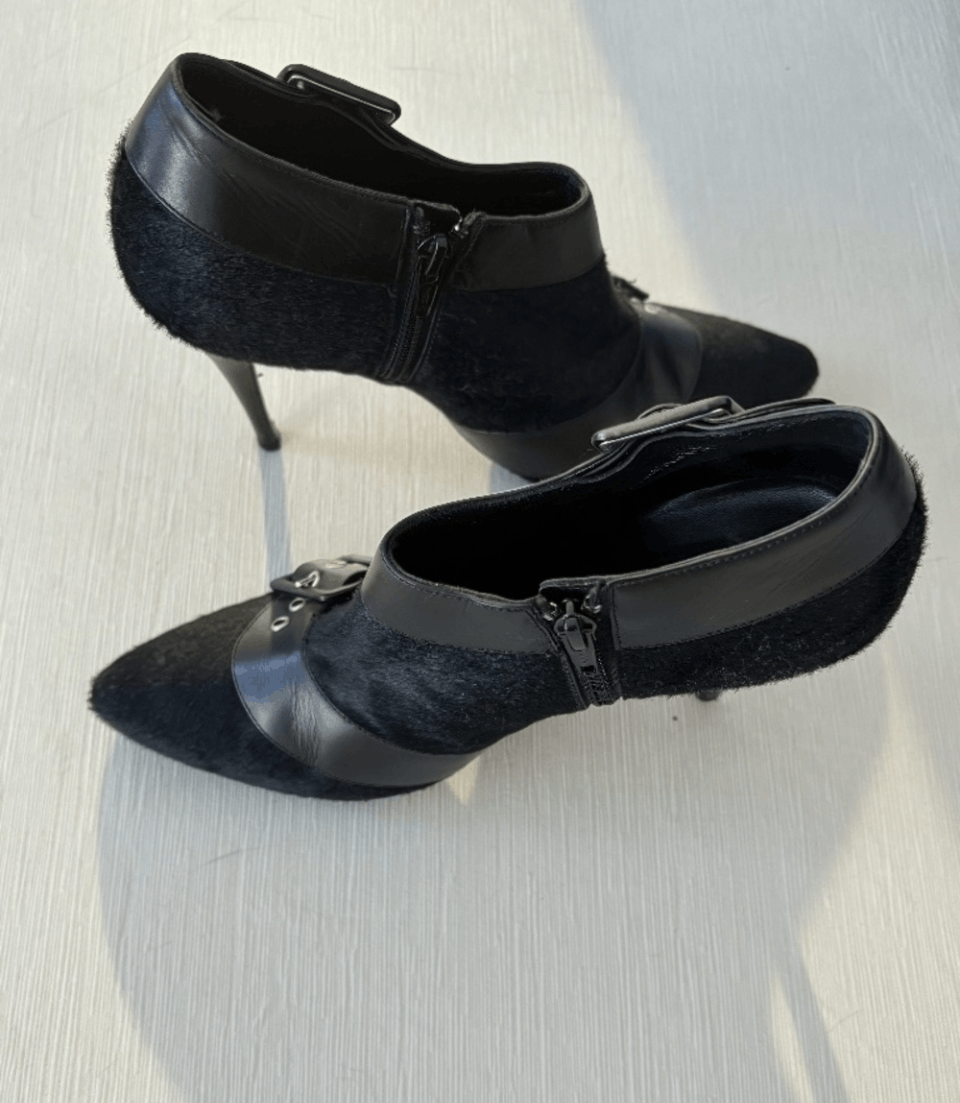 Manolo Blahnik Manolo Blahnik Black Haircalf Buckle Ankle Booties Size 38.5 Size US 8.5 / IT 38.5 - 6 Thumbnail