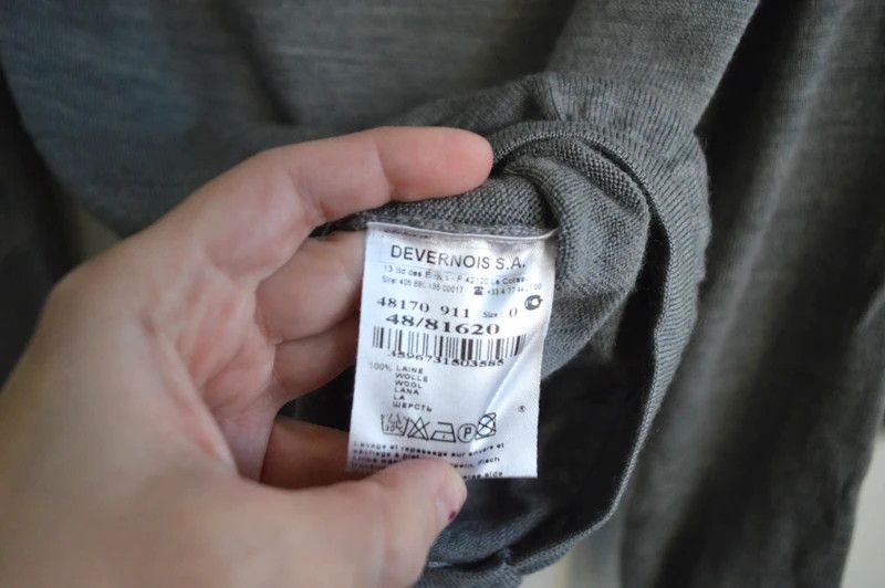 Other Devernois 100% premium wool sweater, unique wool flower Size S / US 4 / IT 40 - 6 Thumbnail