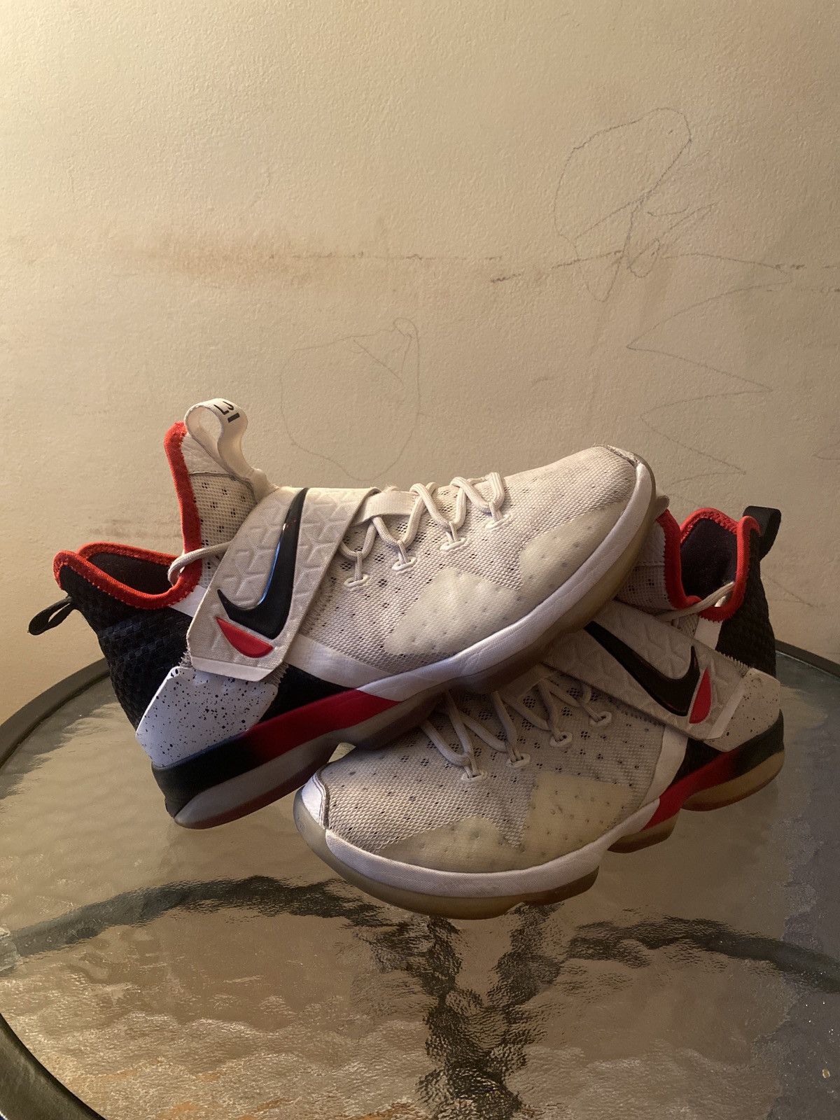 Nike LeBron 14 Size US 10.5 / EU 43-44 - 4 Thumbnail