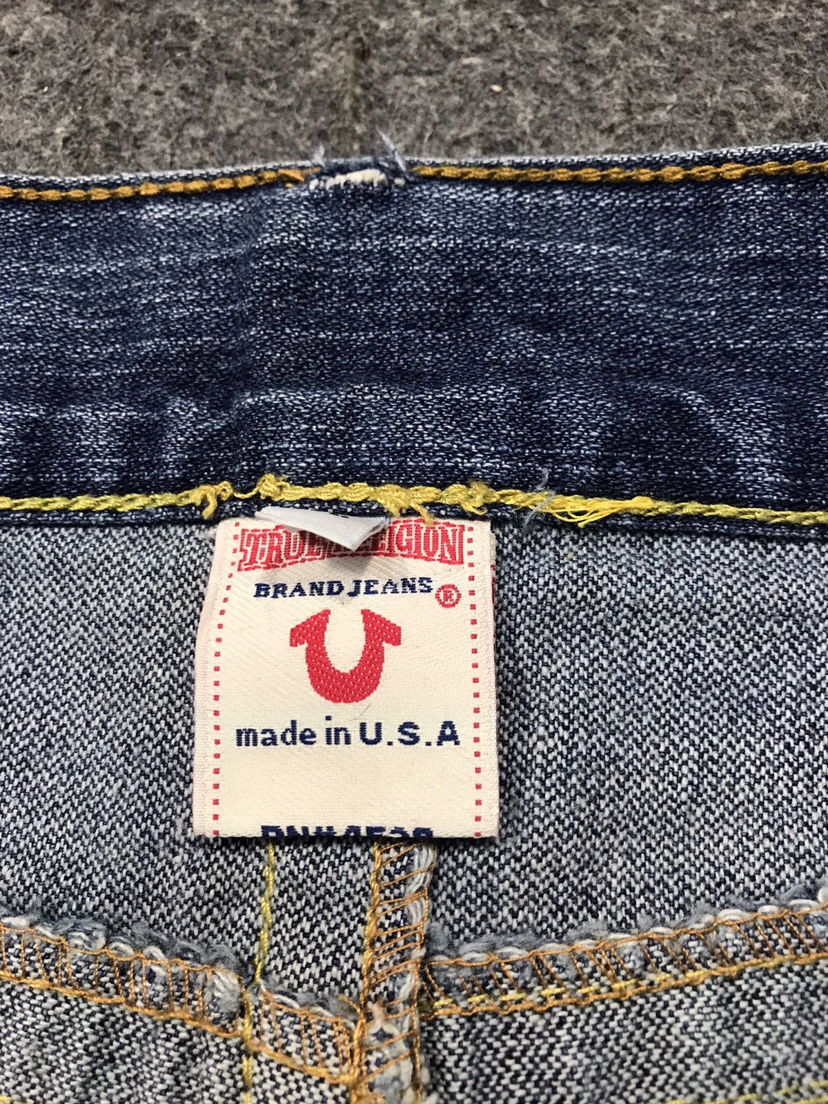 True Religion True Religion Joey Big T Usa Flaps Pocket Indigo Low Rise Size 32" / US 10 / IT 46 - 10 Thumbnail