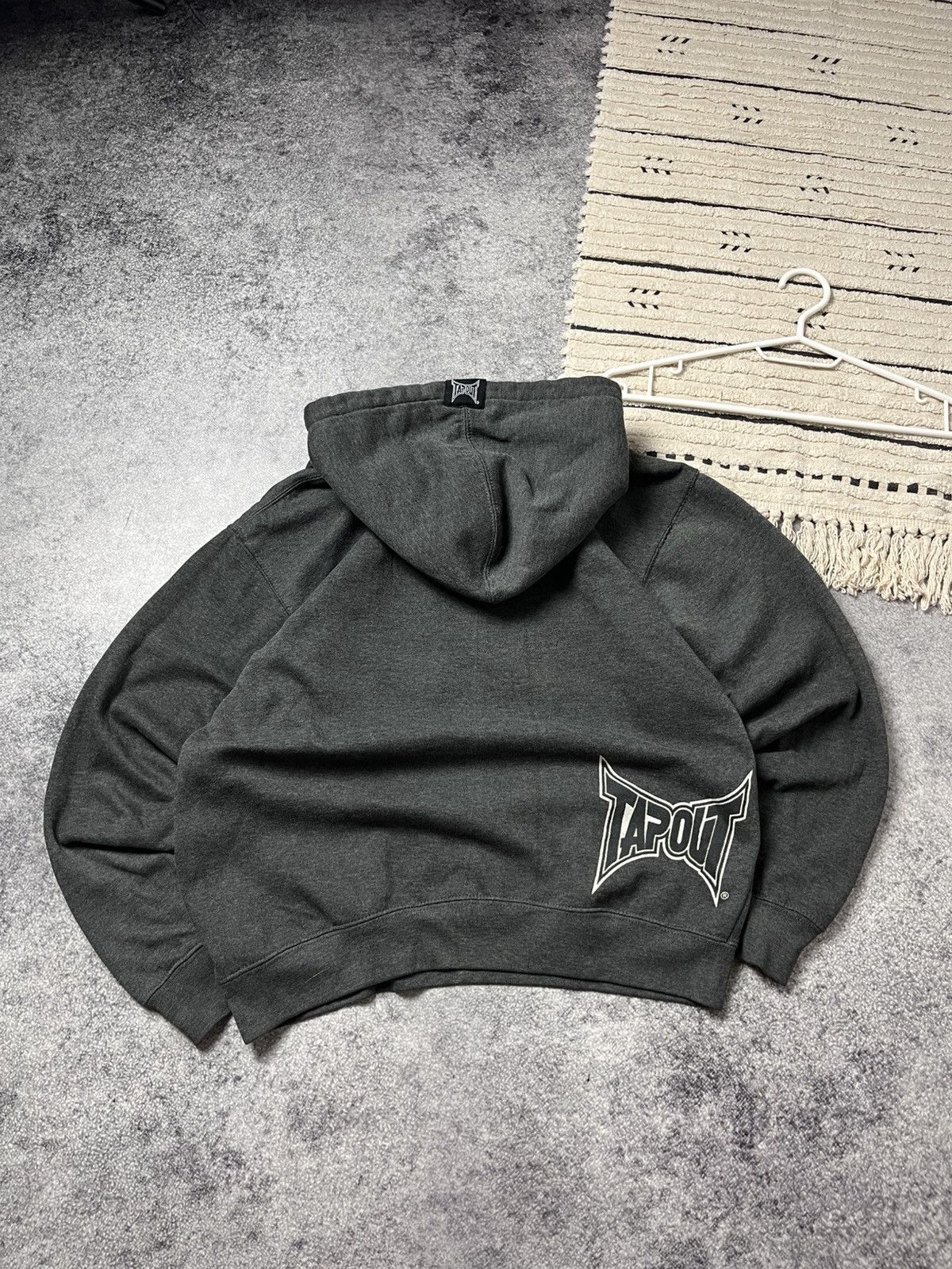 Tapout 🔥00'S TAPOUT Y2K BOXY GRUNGE USA MMA HOODIE UFC SK8 Size US M / EU 48-50 / 2 - 2 Thumbnail