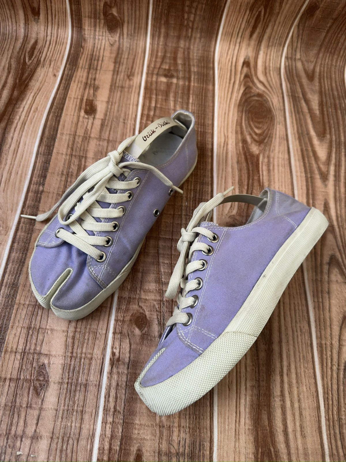 Maison Margiela Maison Martin Margiela TABI Purple Canvas Low Top Sneakers Size US 7.5 / IT 37.5 - 13 Thumbnail
