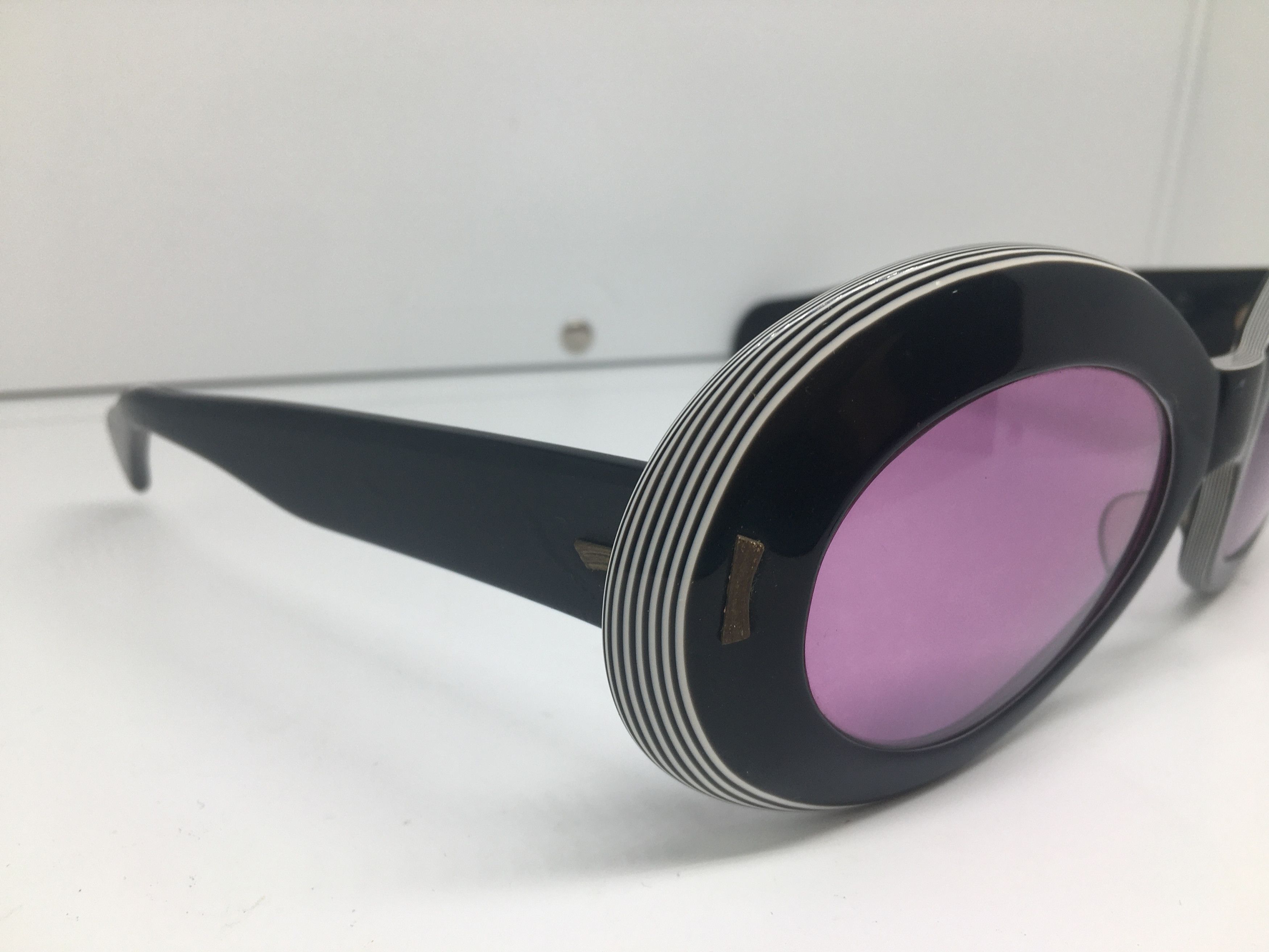 Vintage Vintage SUNMODES Oversize Oval Sunglasses Frame Size ONE SIZE - 2 Thumbnail