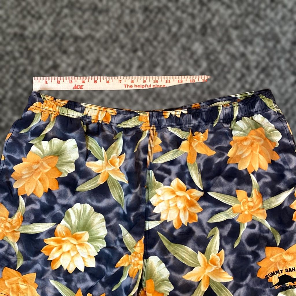 Tommy Bahama Tommy Bahama Swim Trunks Mens XL Relax Drawstring Multicolor Floral Print Lined Beach Colorful Size ONE SIZE - 1 Thumbnail