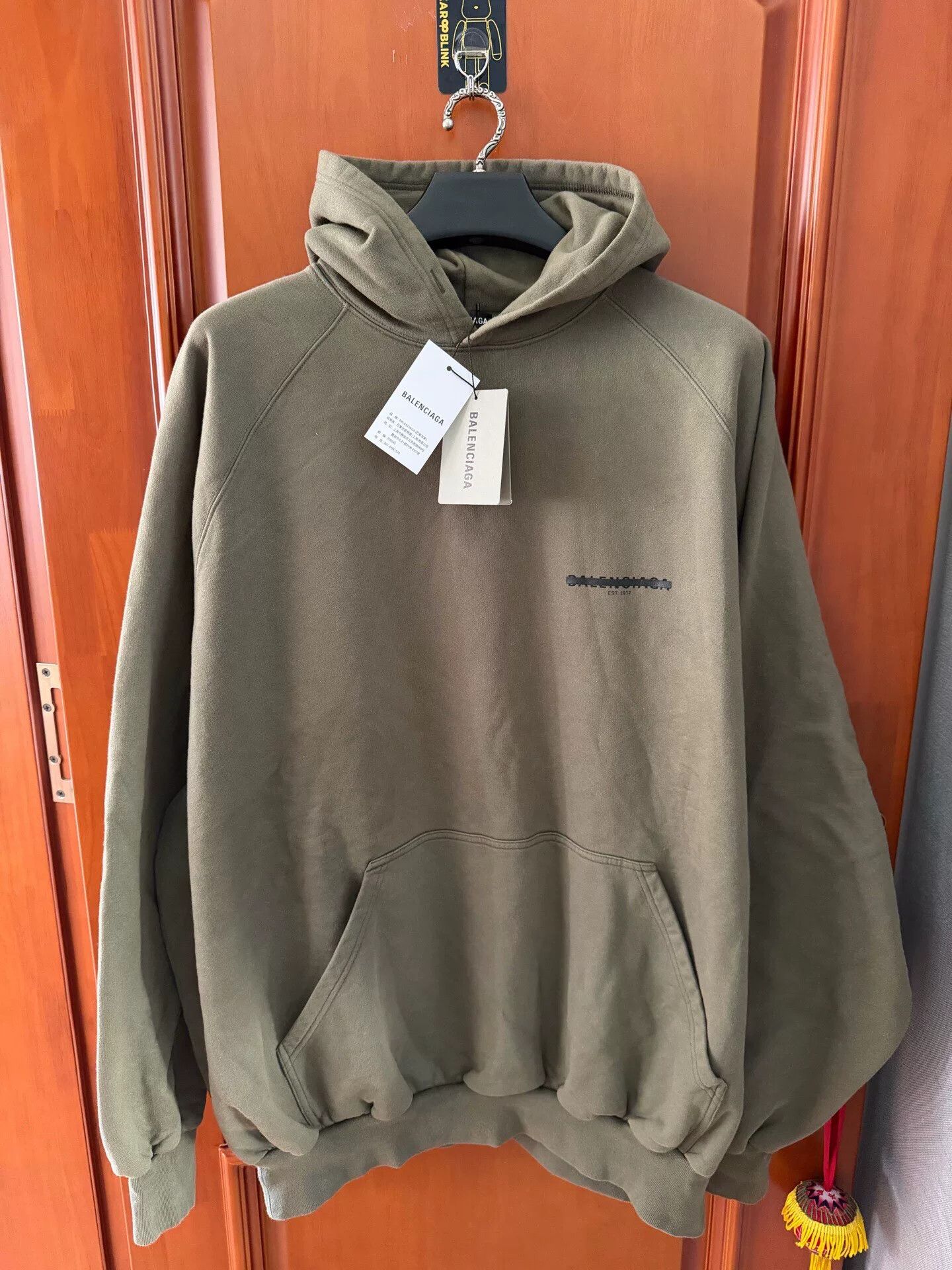 Balenciaga balenciaga olive green hoodie with logo Size US XL / EU 56 / 4 - 1 Thumbnail