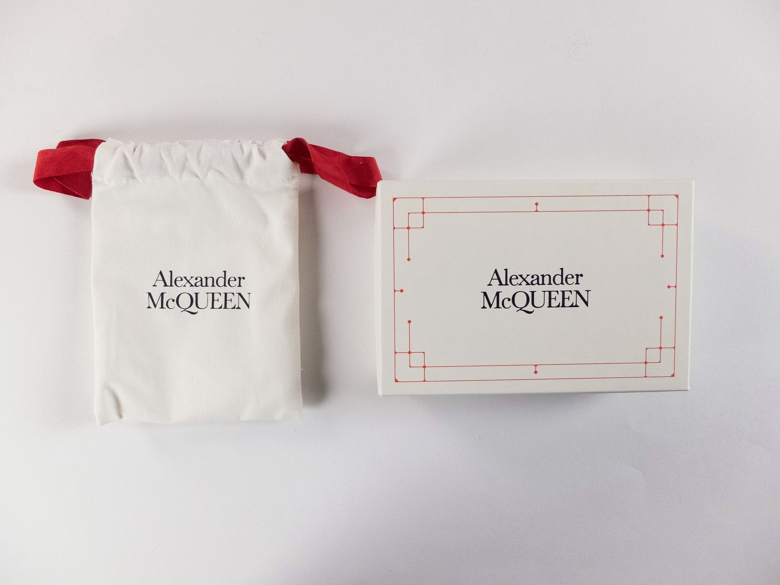 Alexander McQueen ALEXANDER MCQUEEN silver graffiti logo leather wallet q Size ONE SIZE - 8 Thumbnail