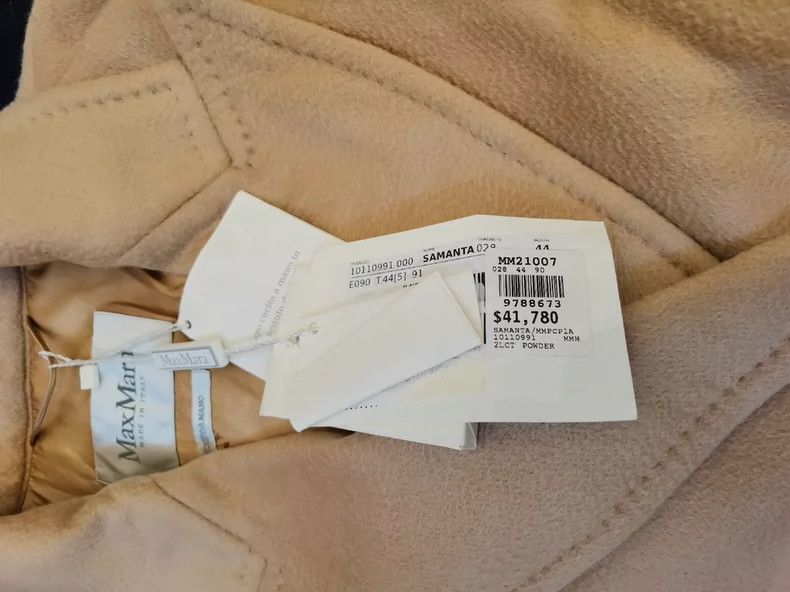 Max Mara Max Mara Classic Hand-Made Camel Reversible Water-Ripple C Size L / US 10 / IT 46 - 8 Thumbnail