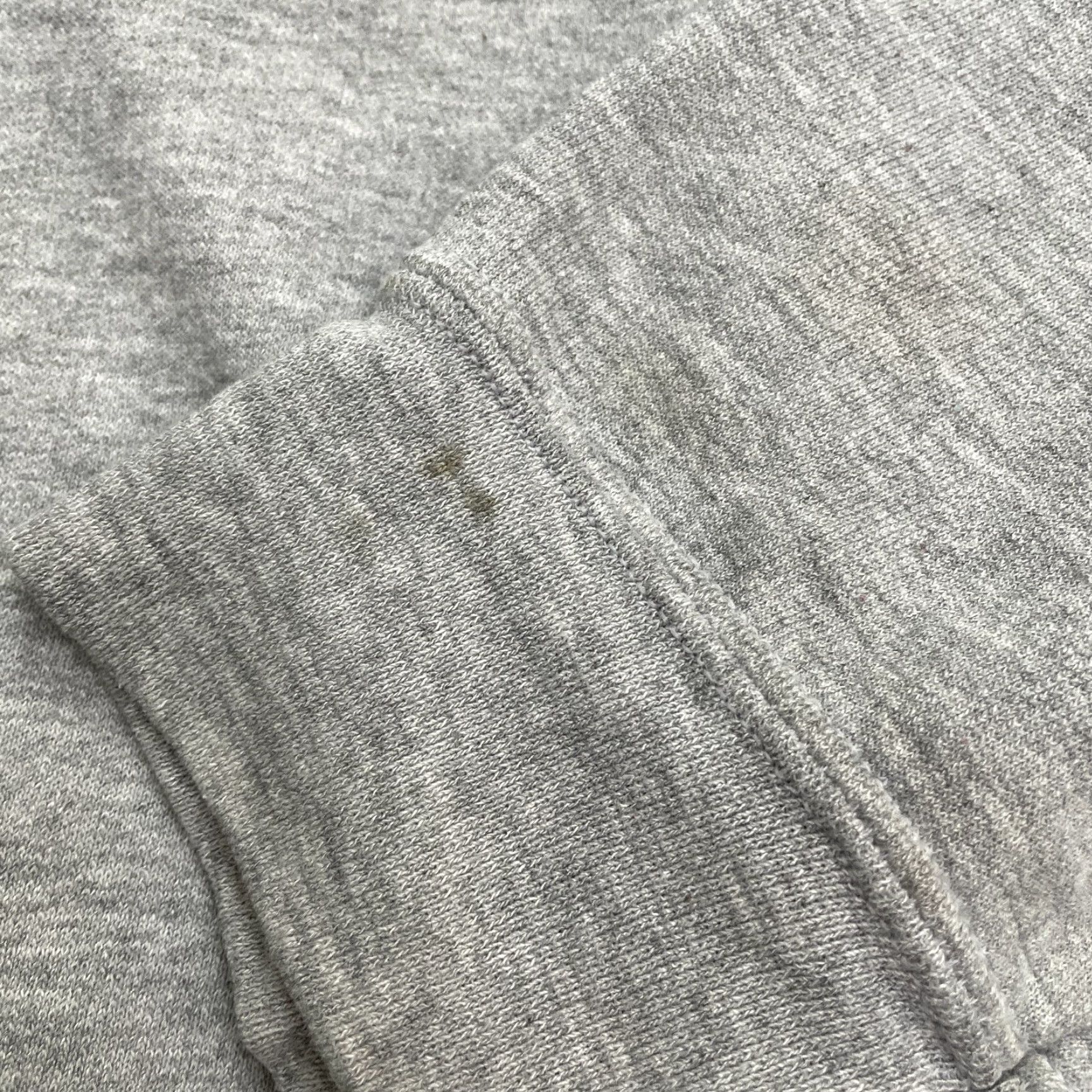 Gildan Gildan Ultra Blend Hoodie Sweatshirt Unisex Medium Gray Football Sports Hooded Pullover Regular Fit Mountain Classic Logo Heading Size US M / EU 48-50 / 2 - 7 Thumbnail