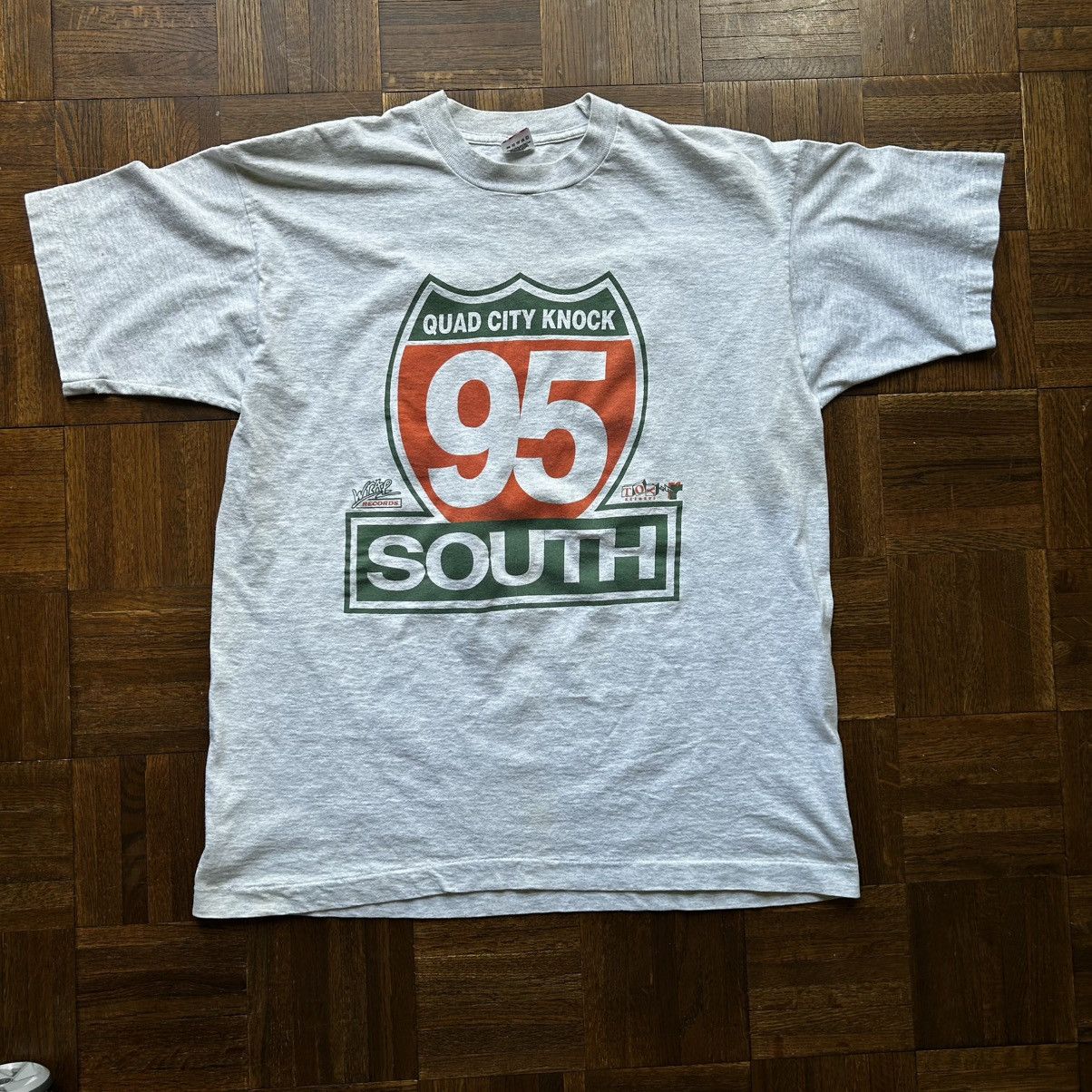 Vintage 1990’s Vintage Quad City Knock 95 tee Size US XL / EU 56 / 4 - 1 Thumbnail