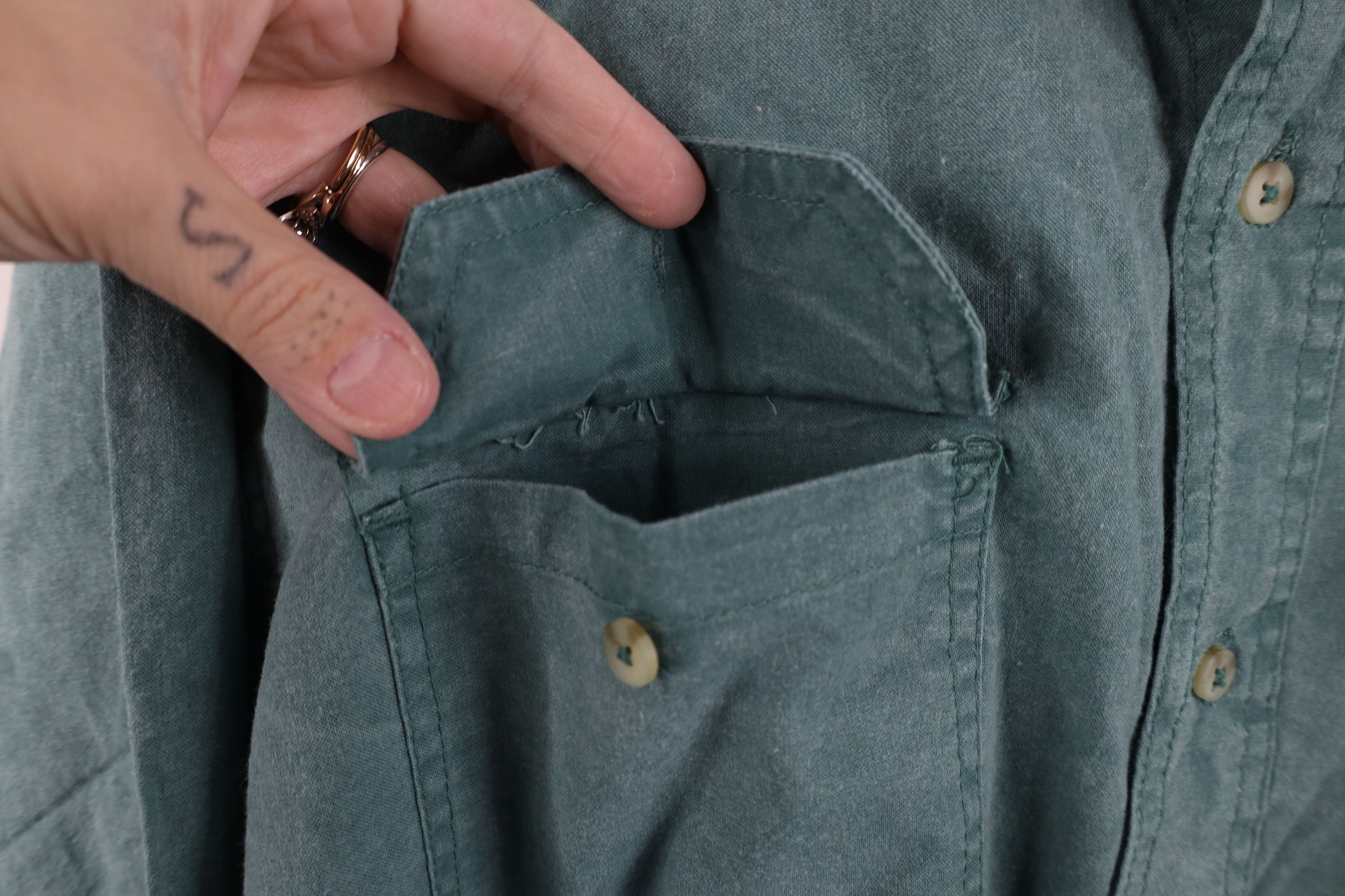 Vintage Vintage 90s Streetwear Stonewash Collared Button Shirt Size US S / EU 44-46 / 1 - 8 Thumbnail