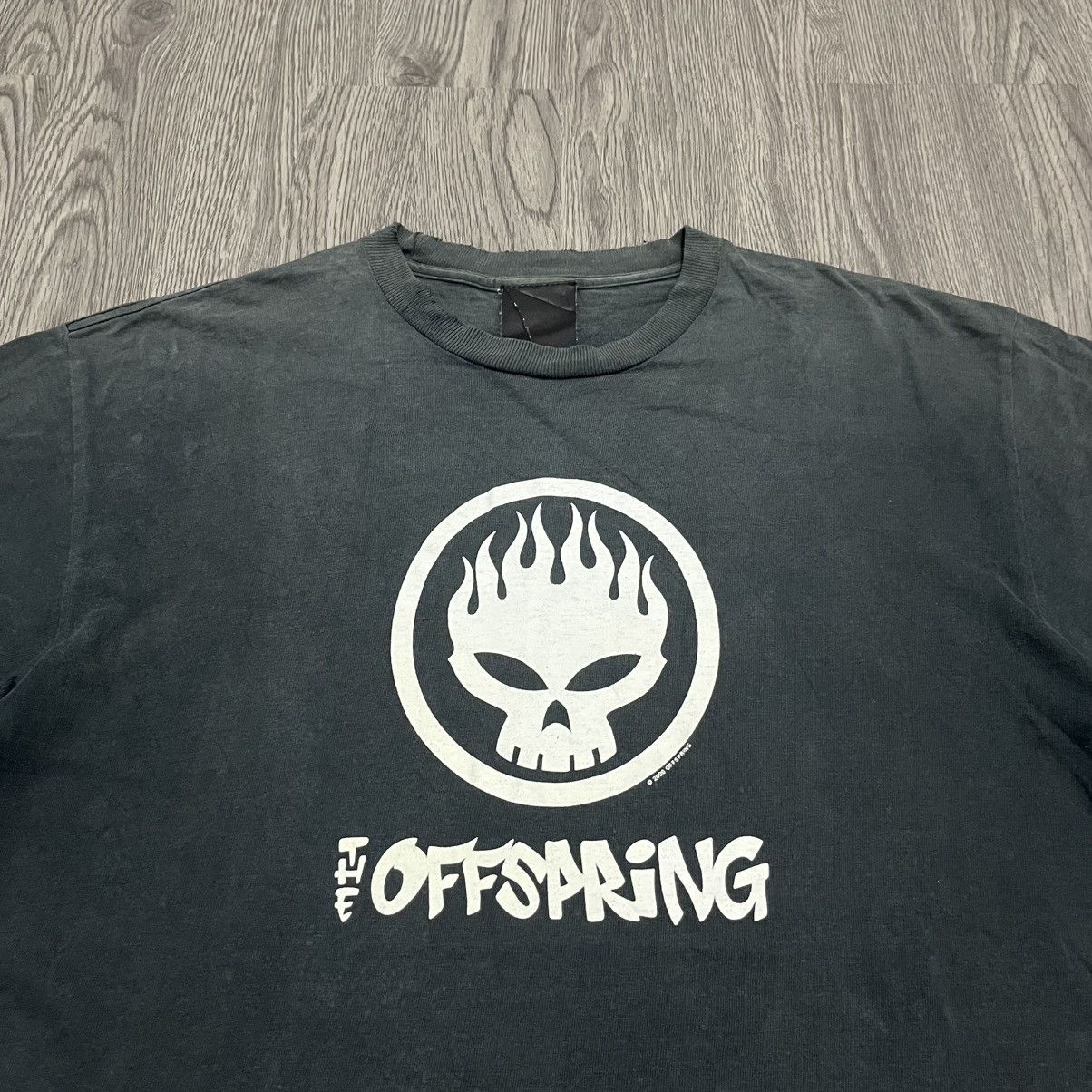 Band Tees 2000s The Offspring Flaming Skull T-shirt Size US M / EU 48-50 / 2 - 2 Thumbnail