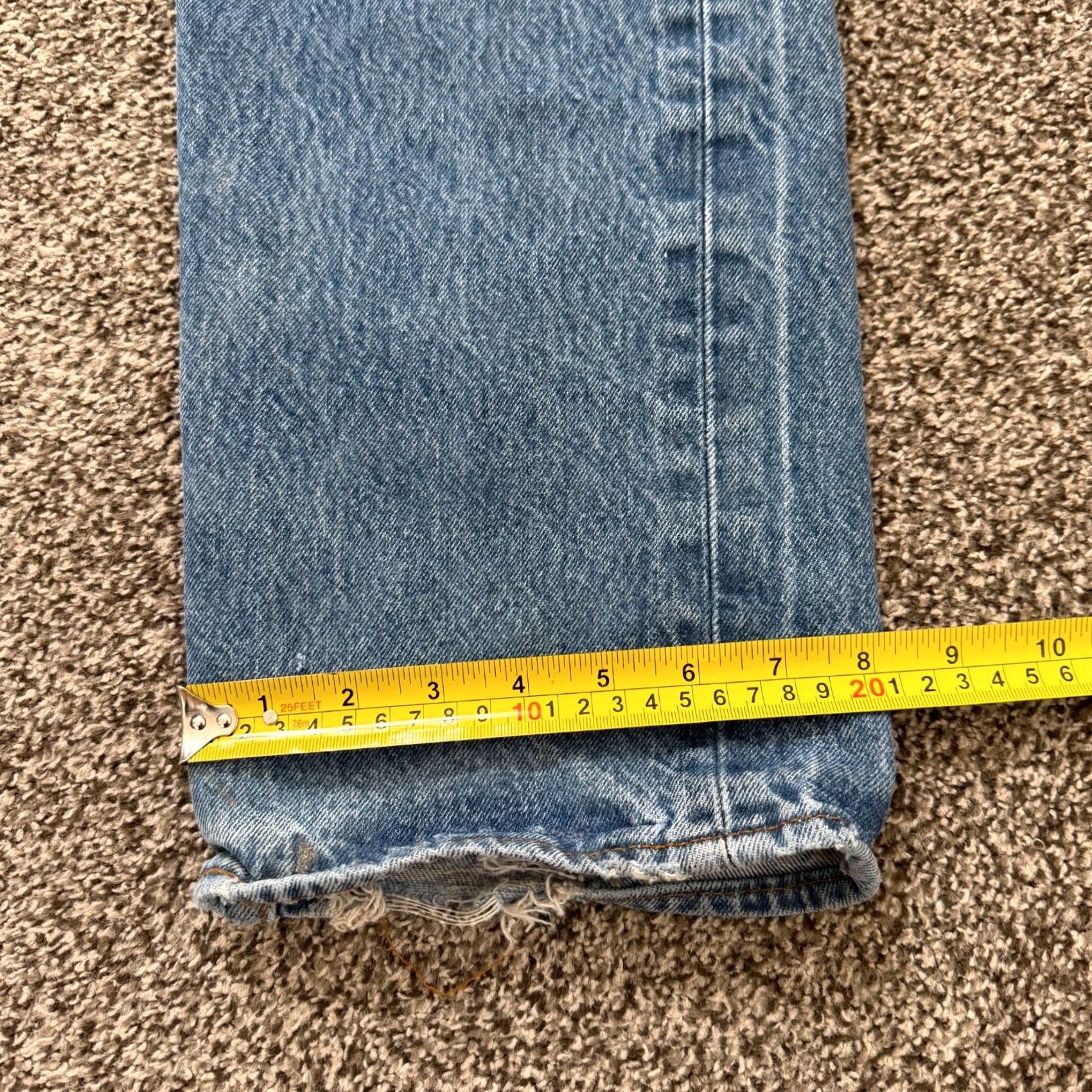 Levi's 5. It includes keywords that would be relevant for searches Size US 33 - 4 Thumbnail