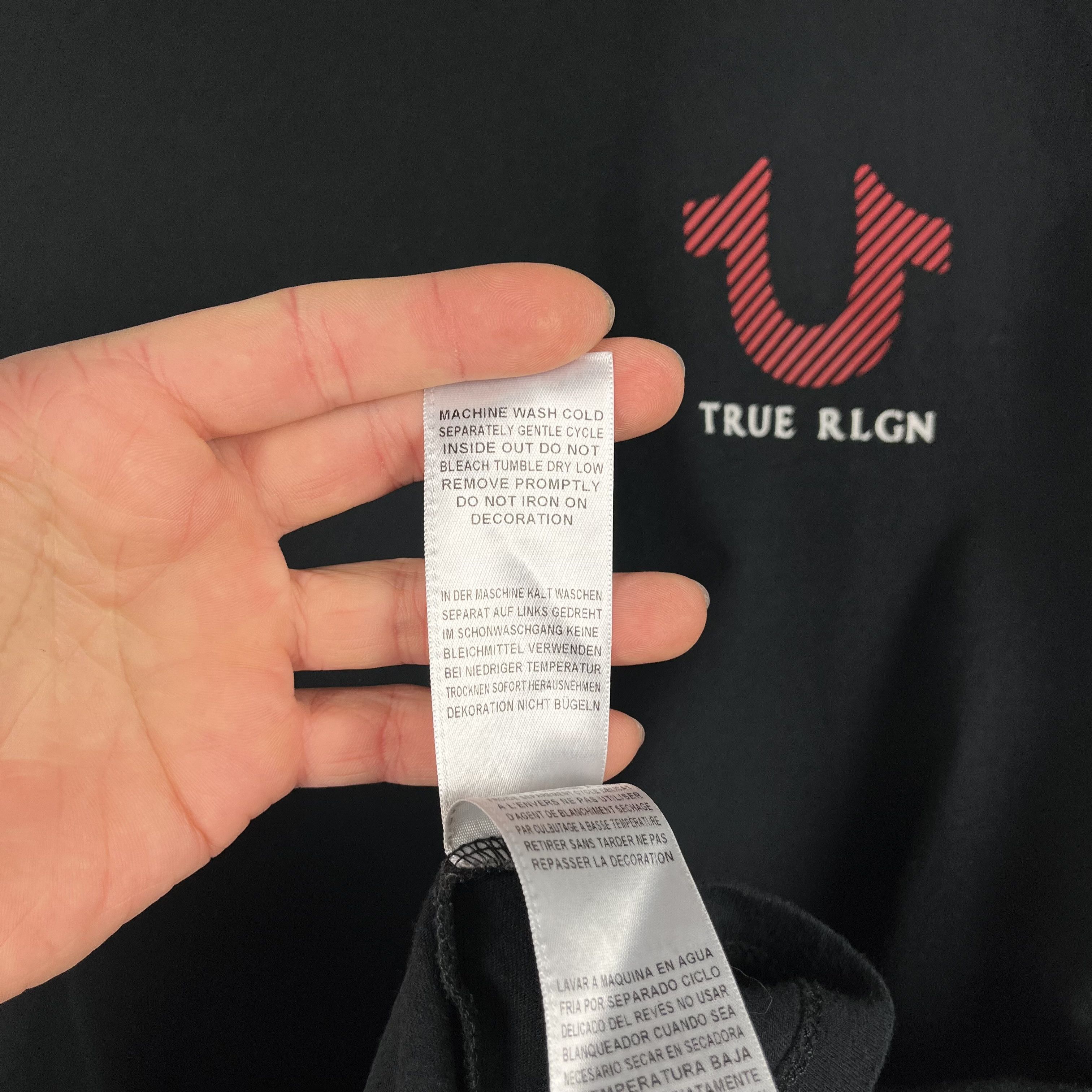 True Religion Vintage True Religion Y2K Big Logo Japanese T Shirt 00’s Size US L / EU 52-54 / 3 - 16 Thumbnail