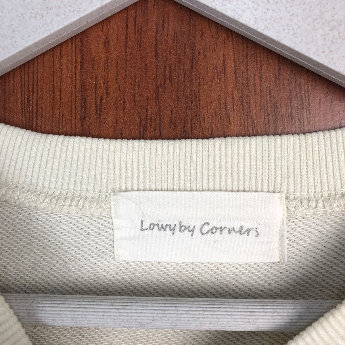 Japanese Brand × Vintage Lowry By Coners japan vintage Cream Sweatshirt #7538 Size US XL / EU 56 / 4 - 7 Thumbnail