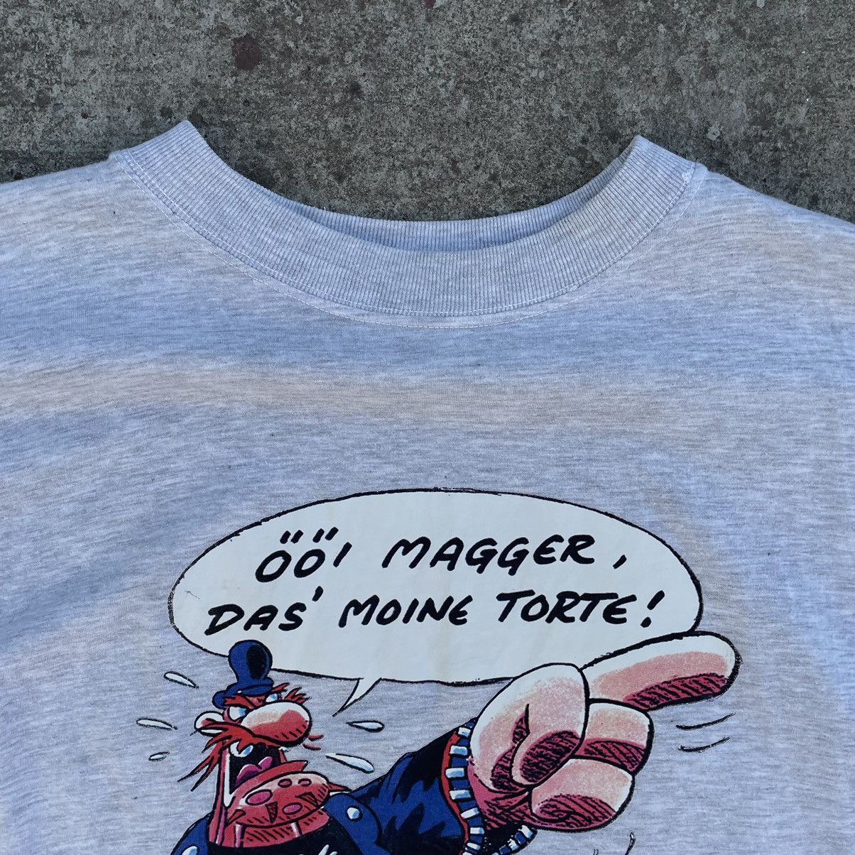 Vintage Vintage Werner Movie T-shirts Klappstuhl Brose Y2K 90s USA Size US L / EU 52-54 / 3 - 4 Thumbnail