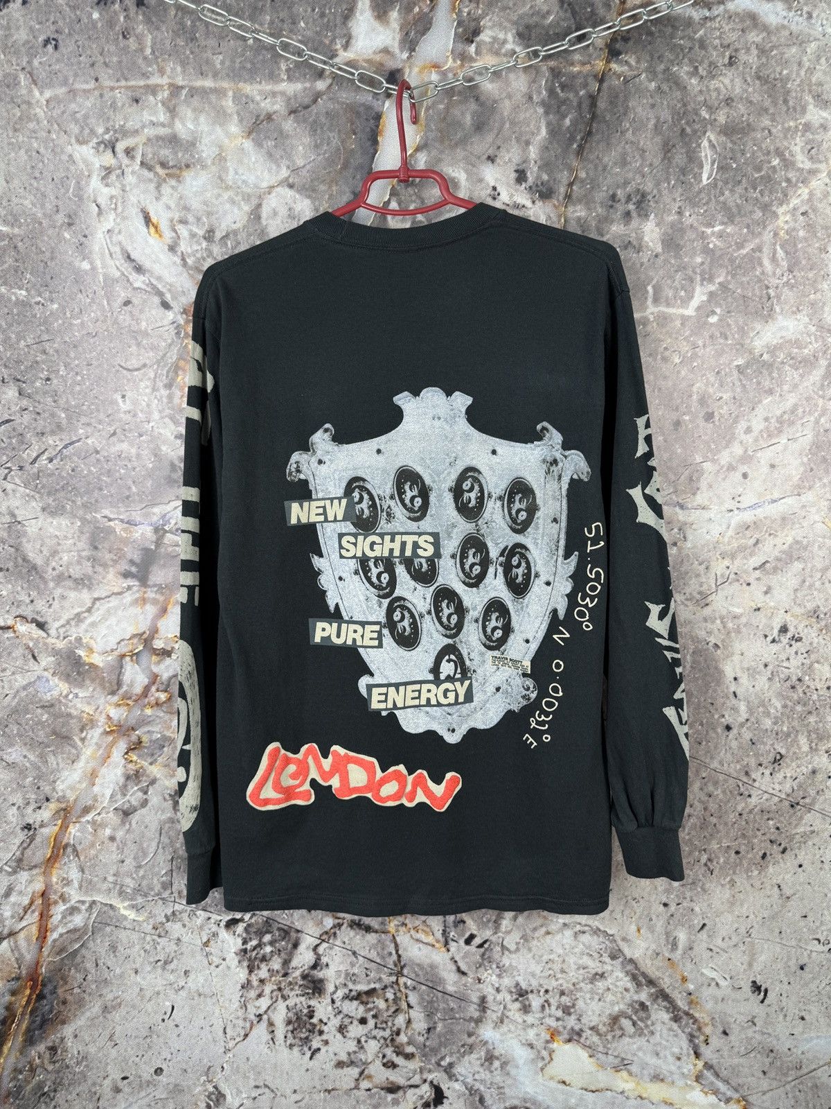 Travis Scott Men’s Travis Scott Long Sleeve Shirt London Tour Size Small Size US S / EU 44-46 / 1 - 8 Thumbnail