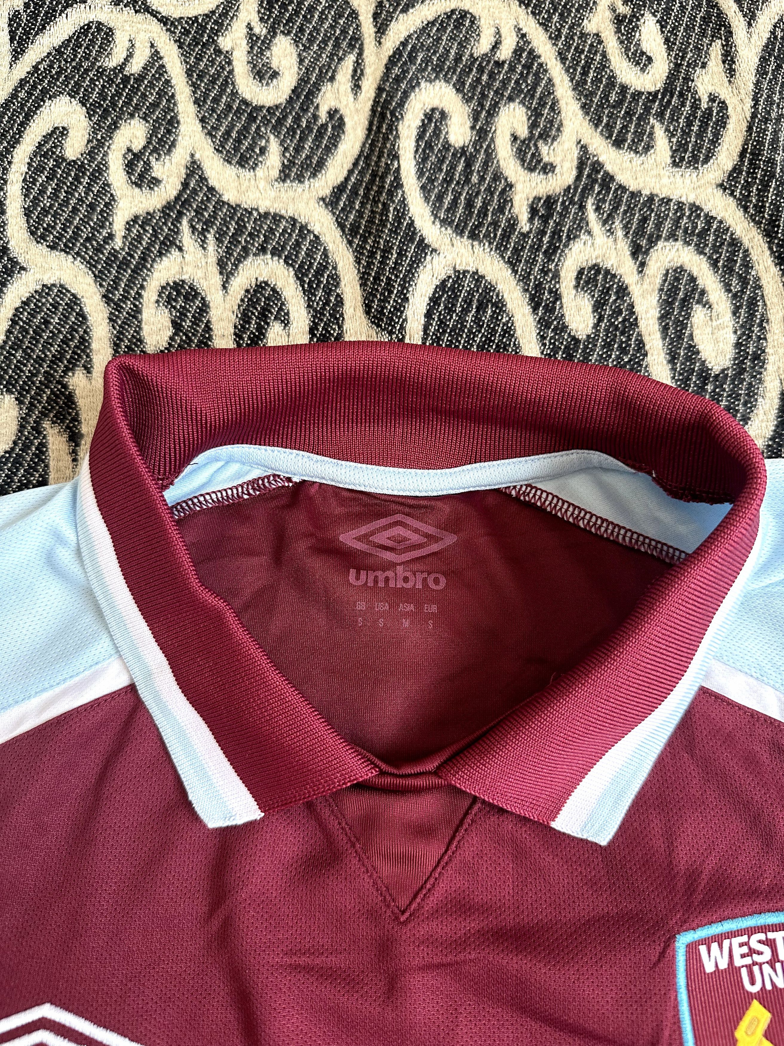 Umbro Umbro West Ham Football Jersey Streetwear Size US S / EU 44-46 / 1 - 4 Thumbnail