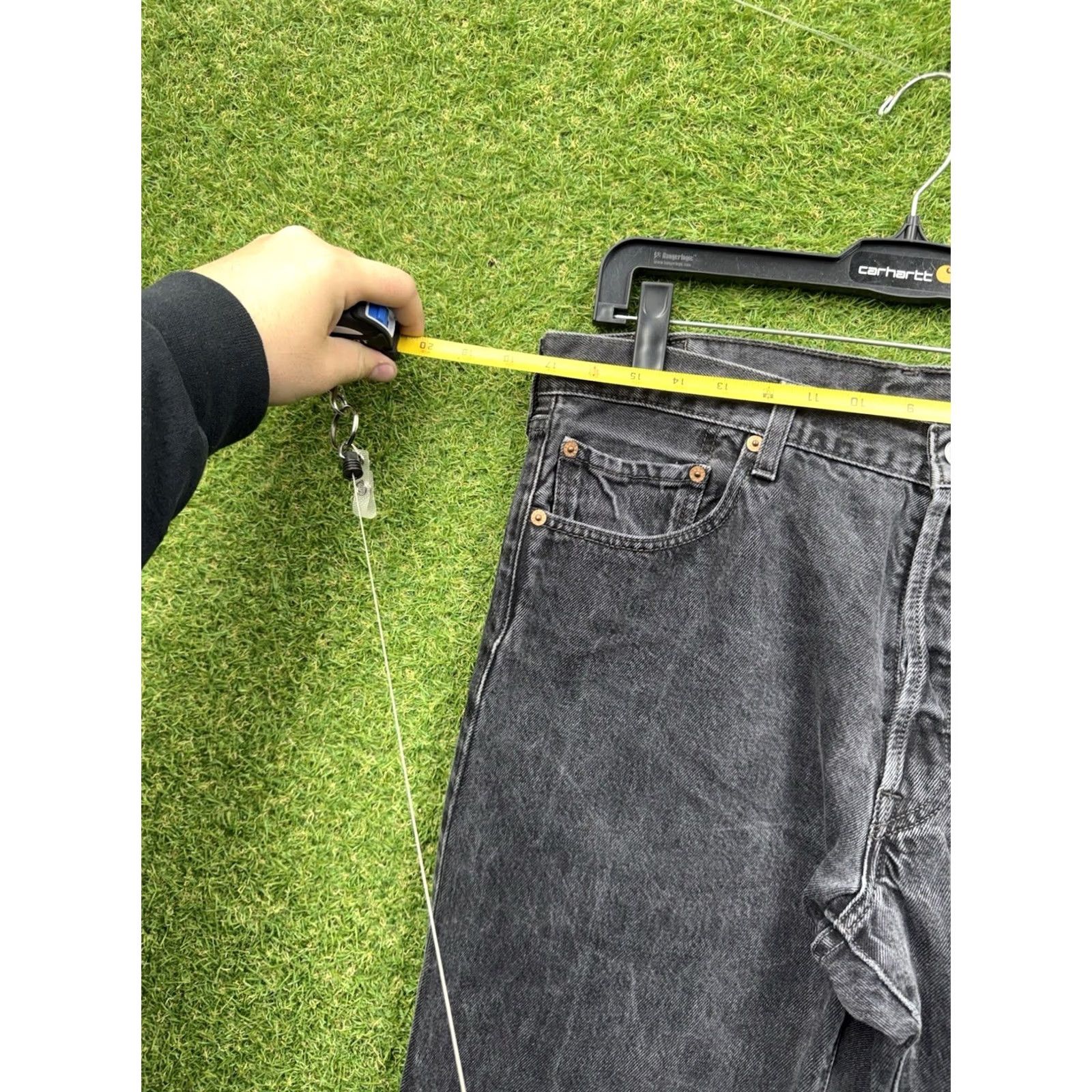 Levi's VINTAGE Levi's 501 Jeans Mens 36x30 Black Button Fly Straight Leg Casual Work Size US 36 / EU 52 - 3 Thumbnail