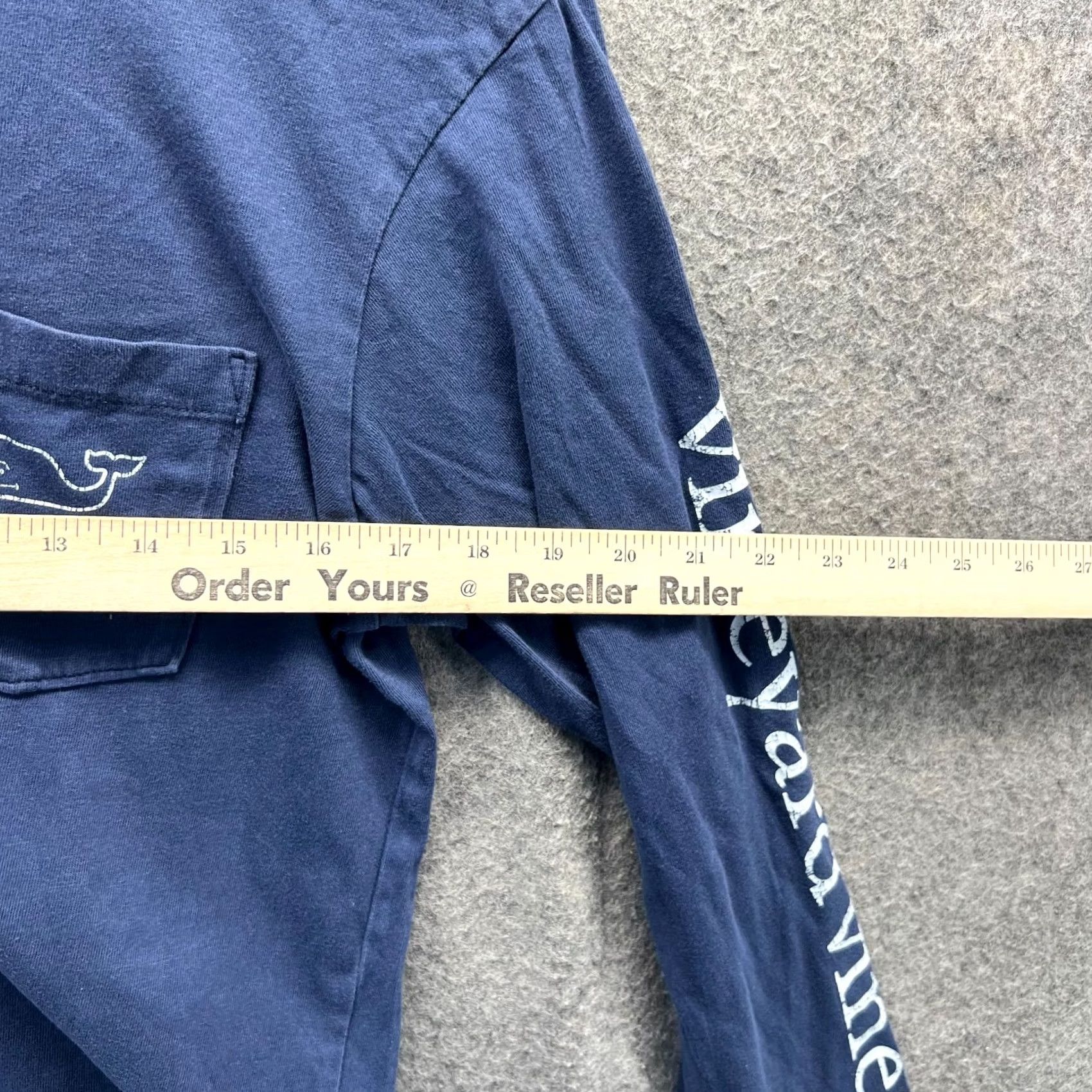 Vineyard Vines Vineyard Vines Shirt Mens XS Navy Long Sleeve Pocket Graphic Big Whale Print Tee Size US XS / EU 42 / 0 - 7 Thumbnail