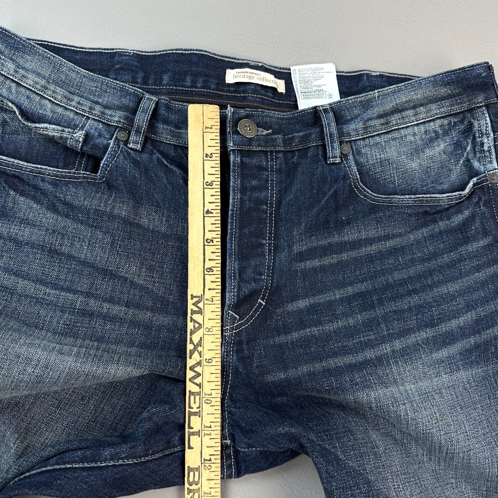 Banana Republic Banana Republic Heritage Collection Jeans Mens 38x30 Dark Wash Denim Button Fly Jeans Mens 38x30 Dark Wash Denim Button Fly Size US 38 / EU 54 - 5 Thumbnail