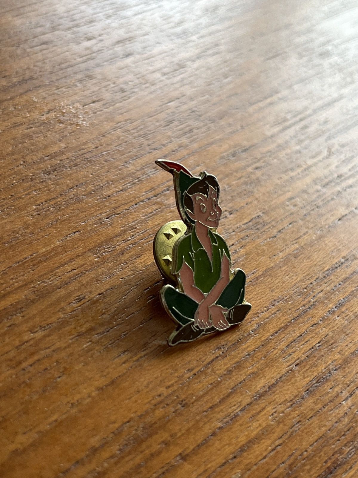 Disney Peter Pan vintage pin Size ONE SIZE - 2 Thumbnail