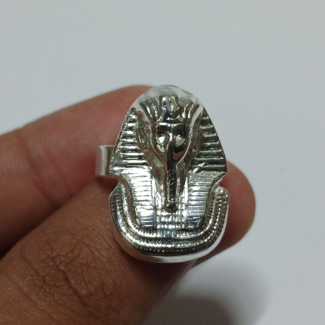 Other A silver-plated pharaonic ring inspired by King Tutankhamun Size ONE SIZE - 5 Thumbnail
