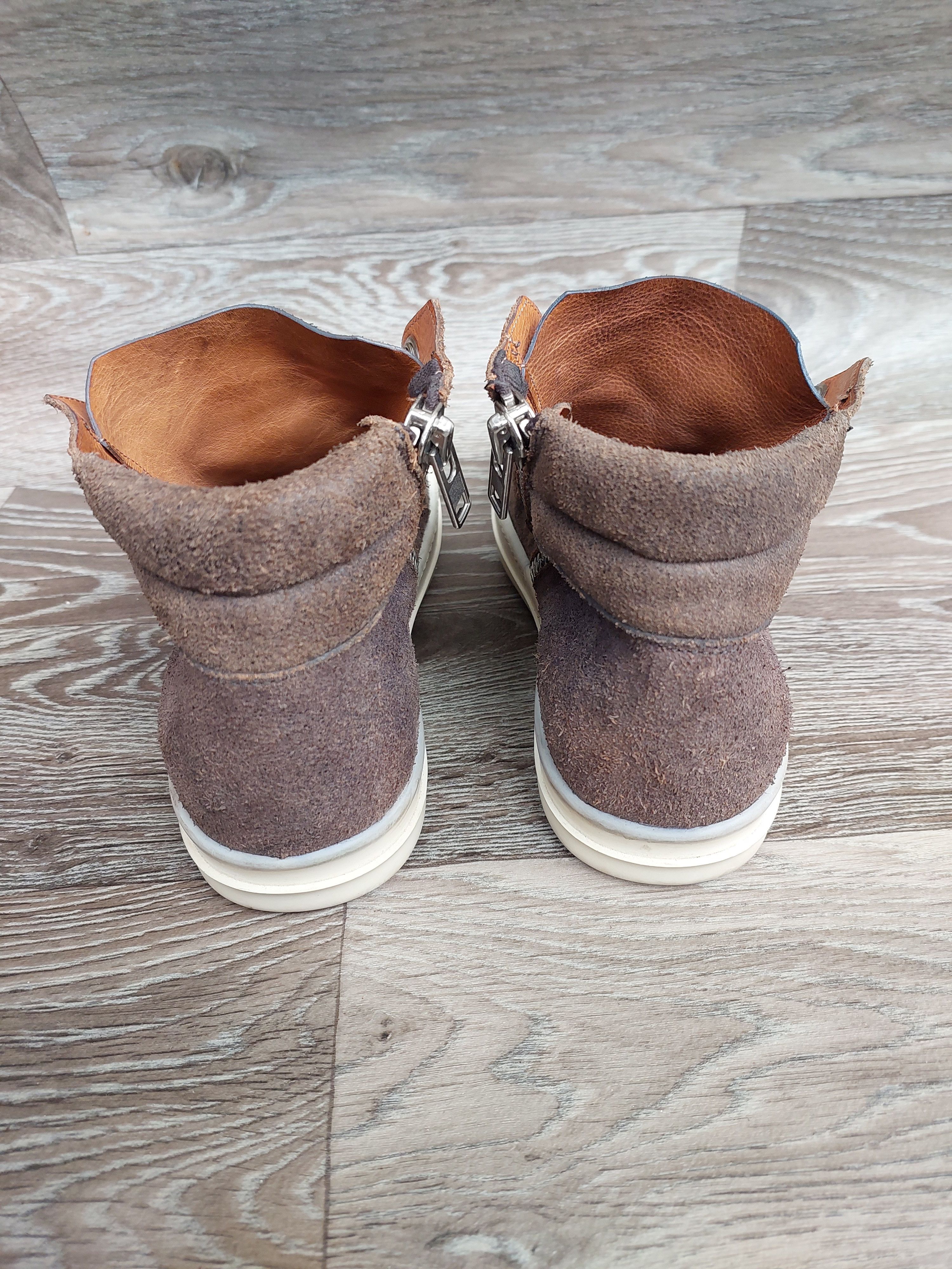 Rick Owens Rick Owens Island Dunk shoes in a brown suede colorway. Size US 6 / IT 36 - 6 Thumbnail