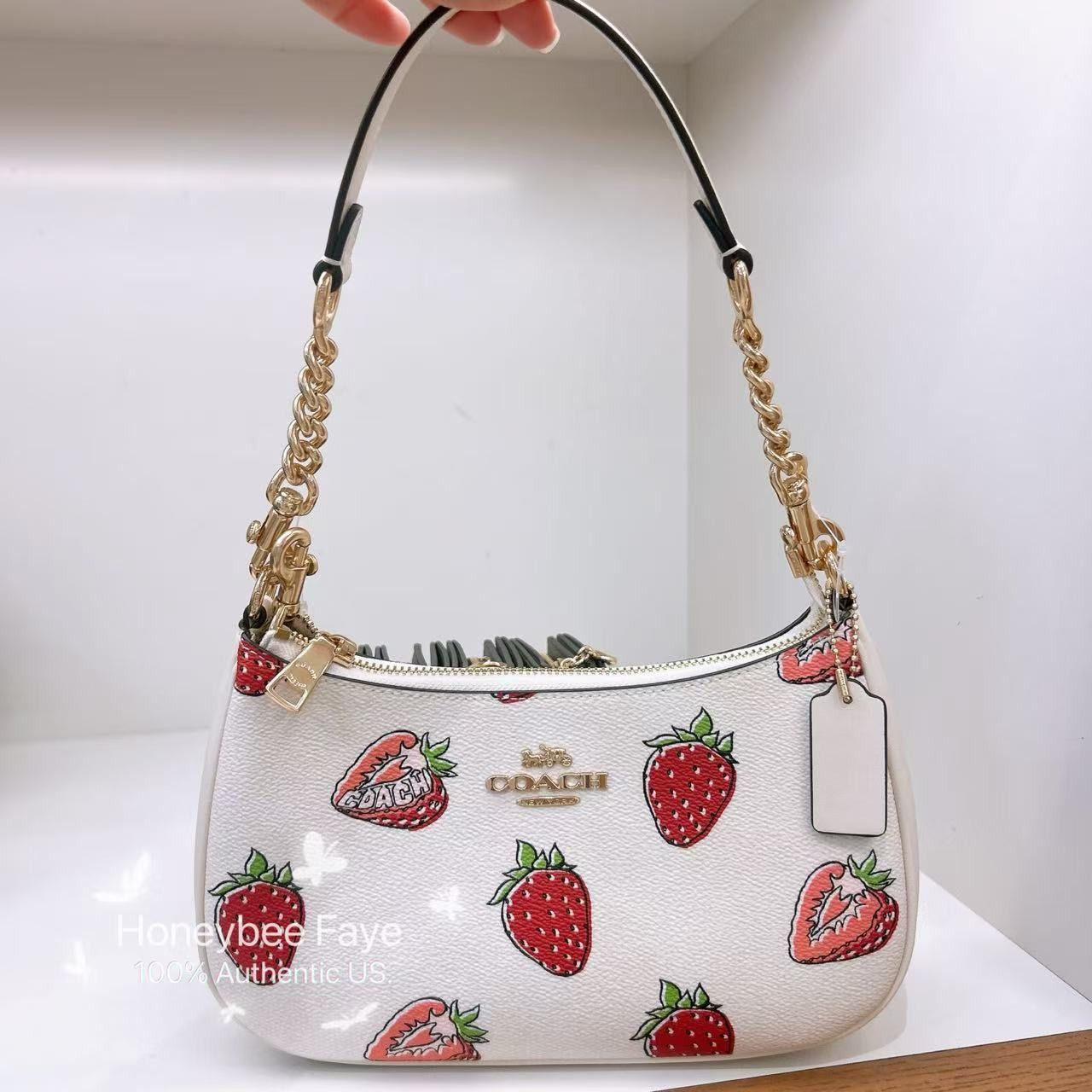 Coach NWT Coach Teri Shoulder Bag With Strawberry Print CAL62 Size ONE SIZE - 1 Thumbnail