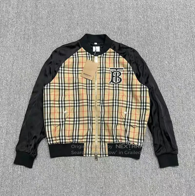 Burberry Burberry Black Polyester Logo Women's Jacket. Size L / US 10 / IT 46 - 1 Thumbnail