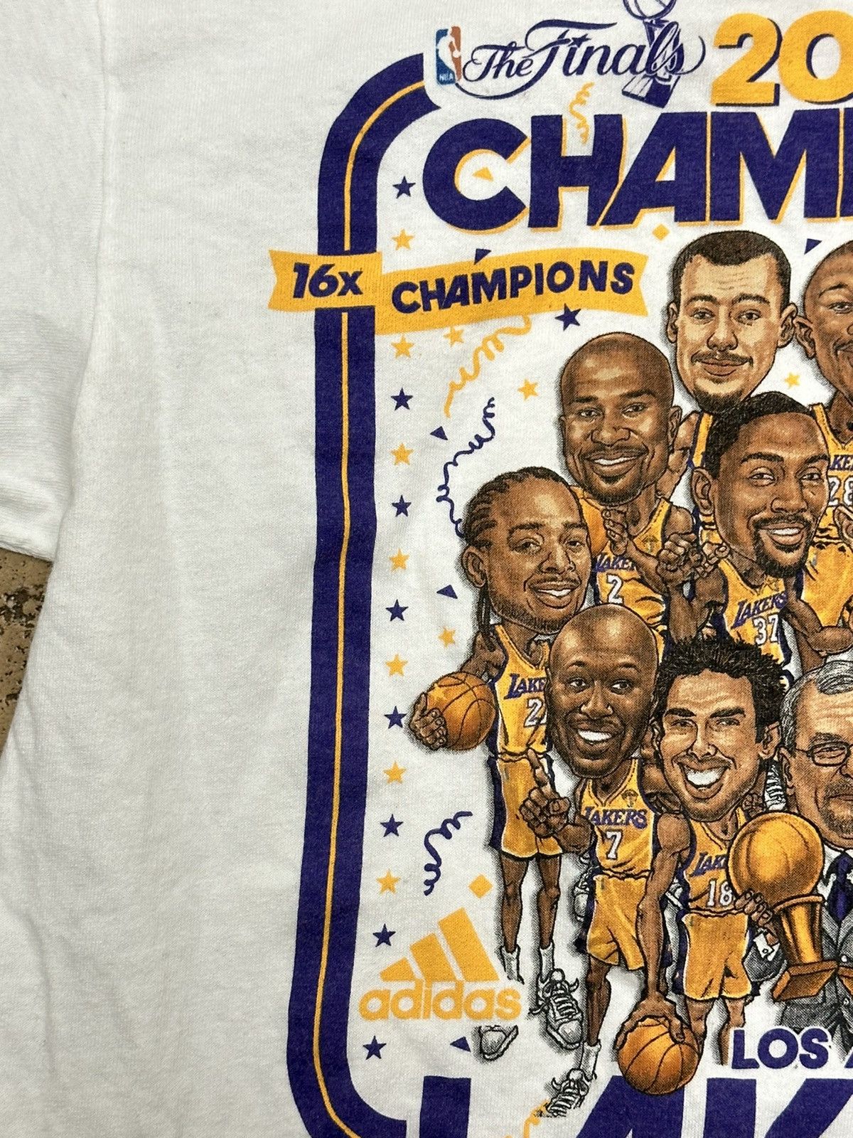 Adidas × NBA NBA Los Angeles Lakers 2010 Champions Adidas Character Shirt Size US S / EU 44-46 / 1 - 5 Thumbnail