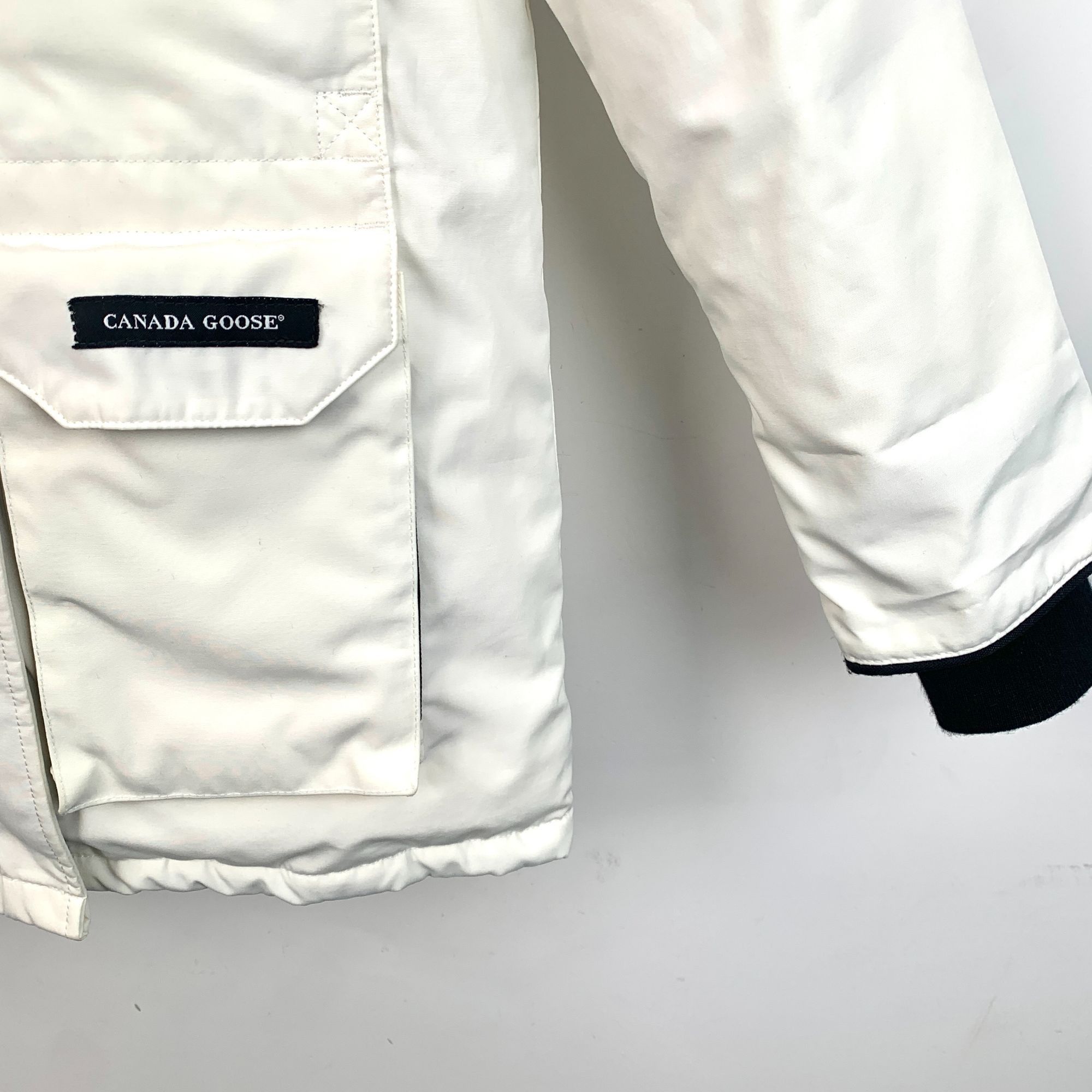 Canada Goose Canada Goose Expedition Series White Fur Hooded Down Jacket Size XS / US 0-2 / IT 36-38 - 7 Thumbnail