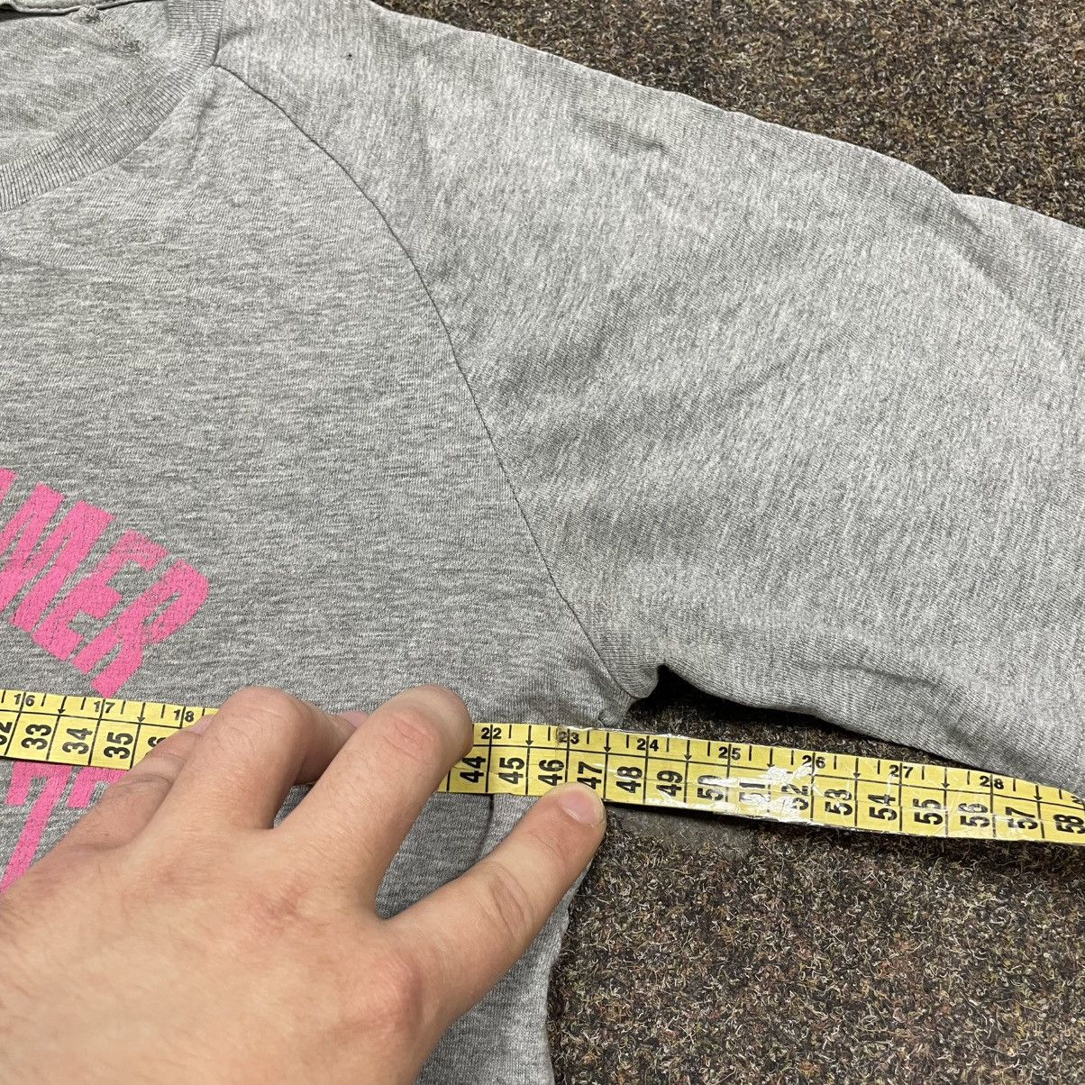Vintage Vintage Y2K Graphic Tee Pink Print Faded Grey Single Stitch Size US M / EU 48-50 / 2 - 6 Thumbnail