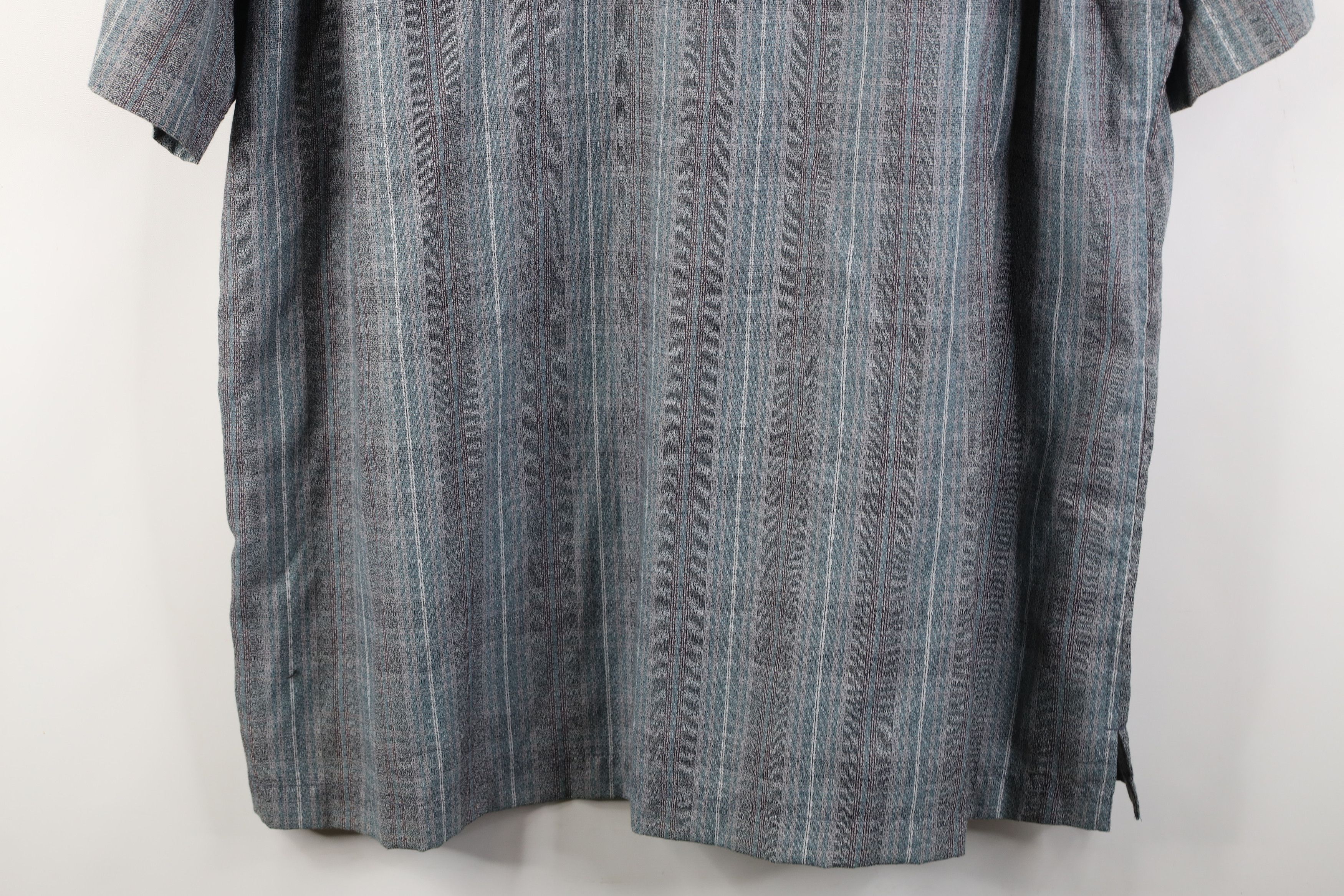 Vintage Vintage 90s Streetwear Knit Short Sleeve Button Down Shirt Size US XL / EU 56 / 4 - 11 Thumbnail