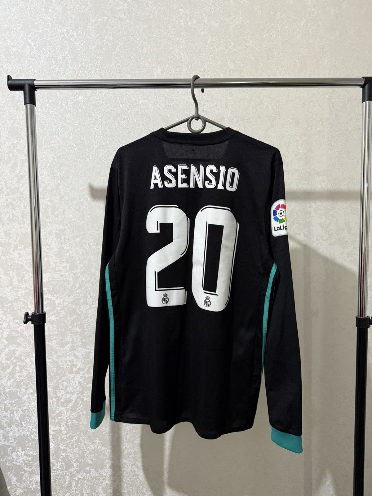 Adidas REAL MADRID ASENSIO 2017/18 ADIDAS LONG SLEEVE SHIRT JERSEY Size US M / EU 48-50 / 2 - 13 Thumbnail