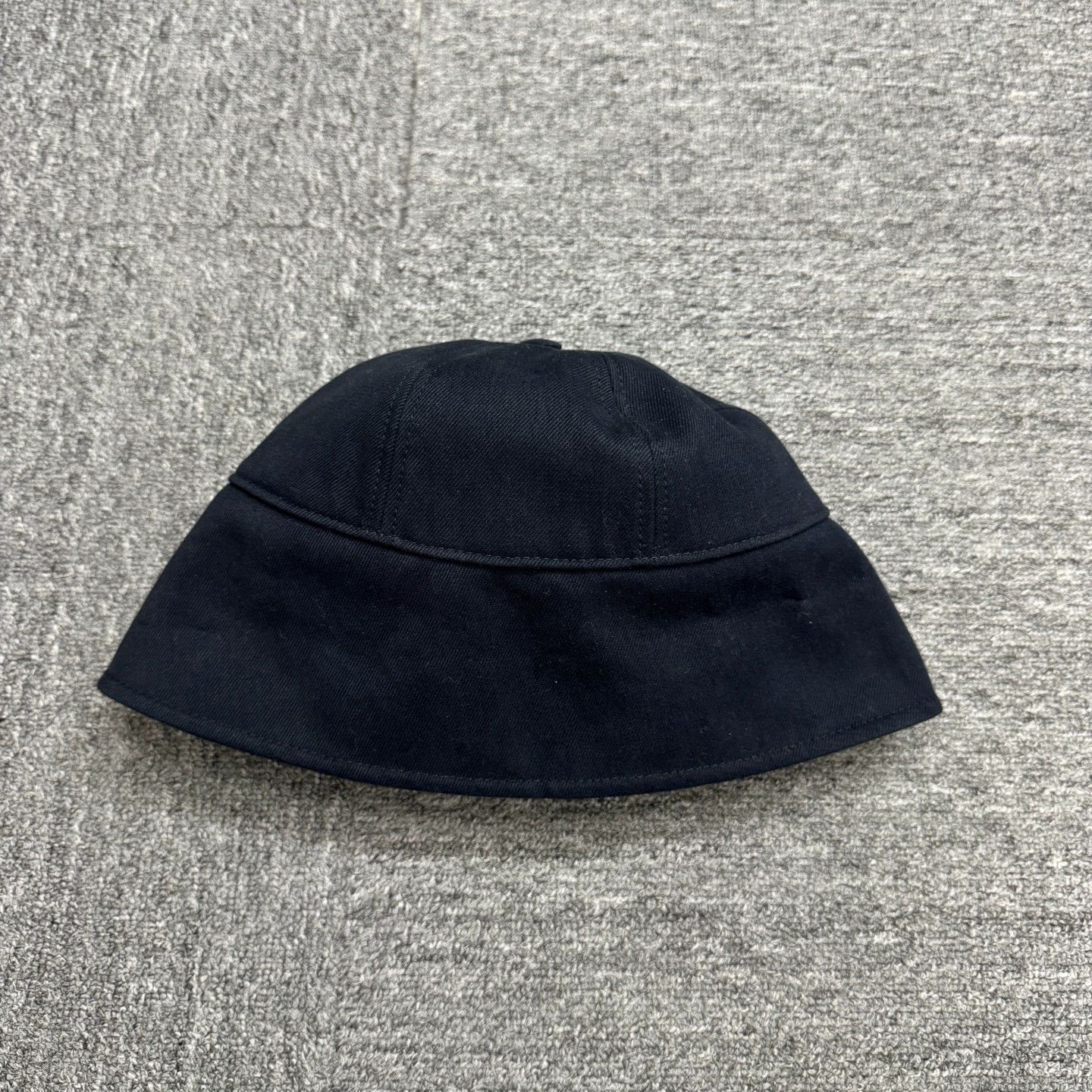Louis Vuitton LV Embroidered Logo Bucket Hat One Size Size ONE SIZE - 2 Thumbnail