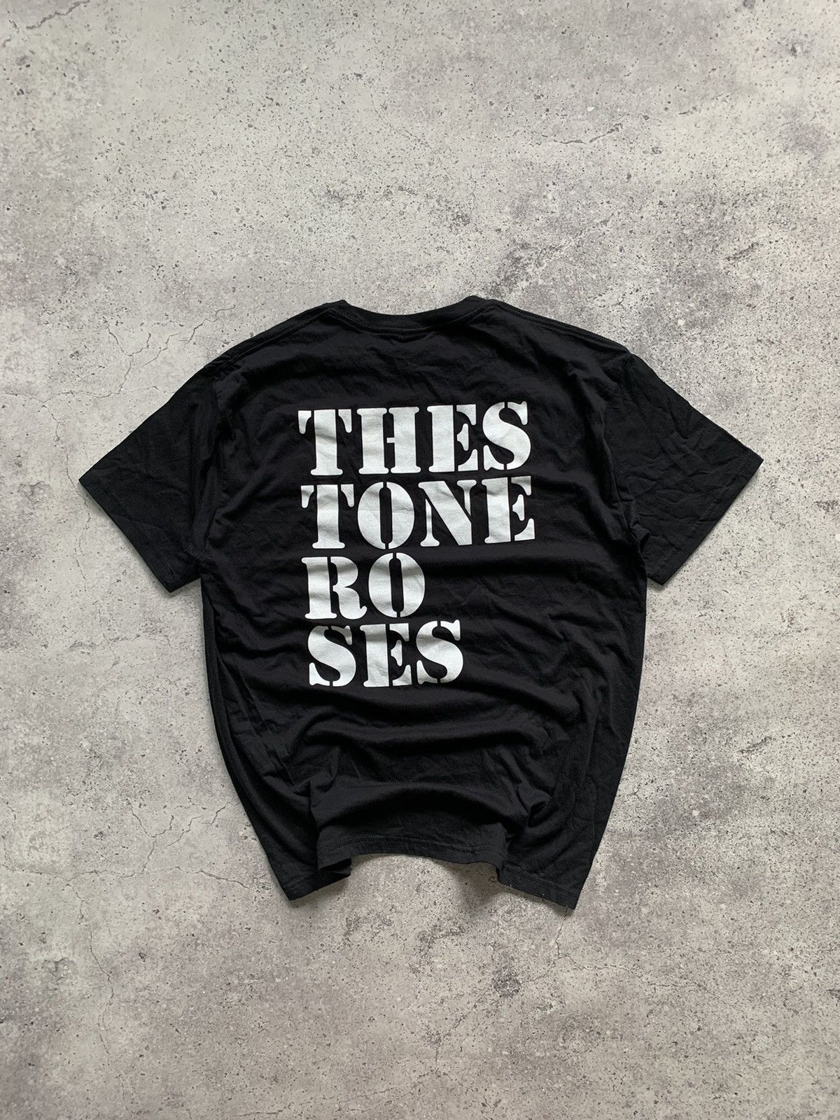 Band Tees × Stone Rose Vintage The Stone Roses 2012 Tour Heaton Park Black T Shirt Size US L / EU 52-54 / 3 - 1 Thumbnail