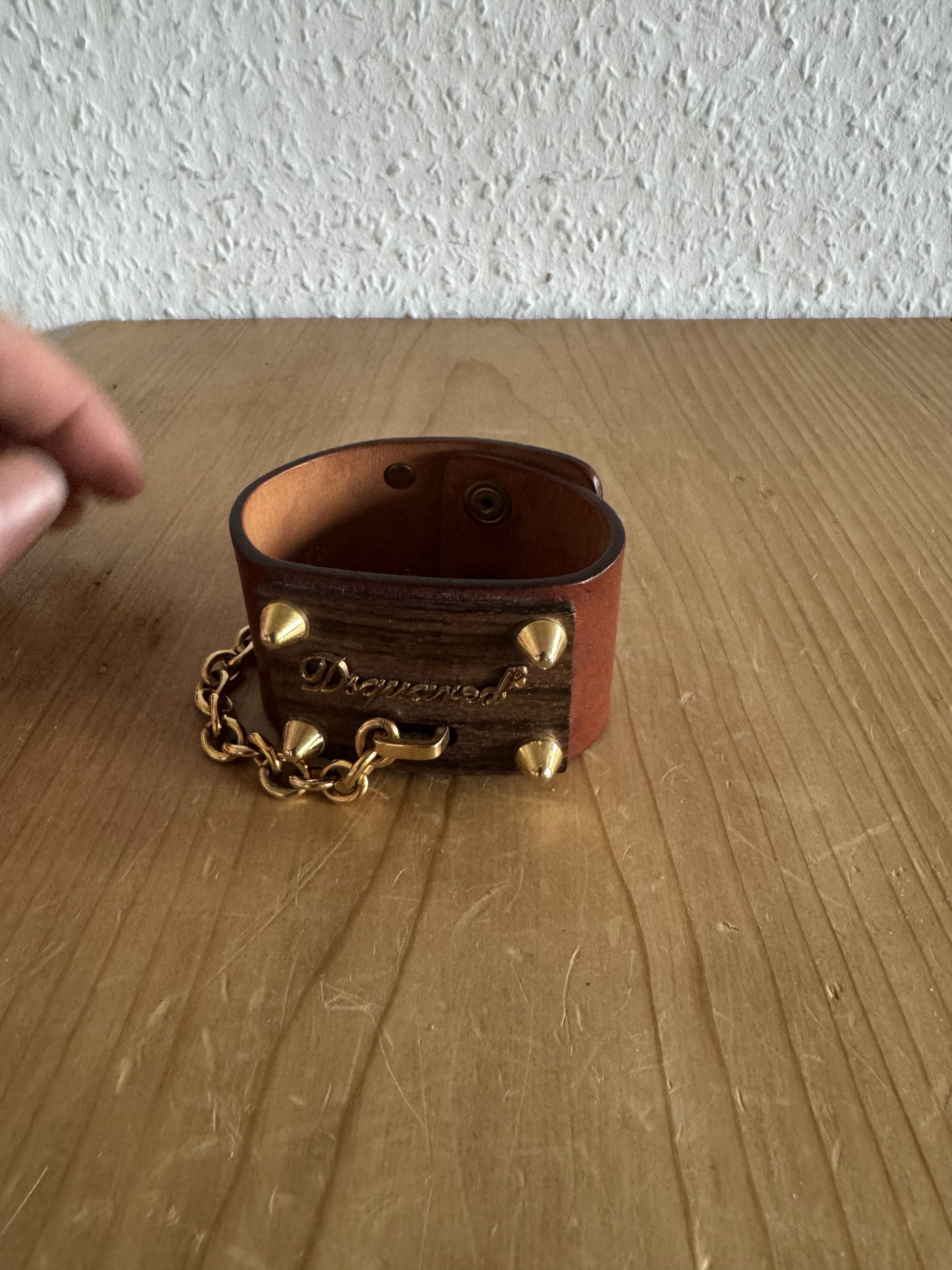 Dsquared2 Wood Plaque Studded Leather Bracelet Size ONE SIZE - 5 Thumbnail