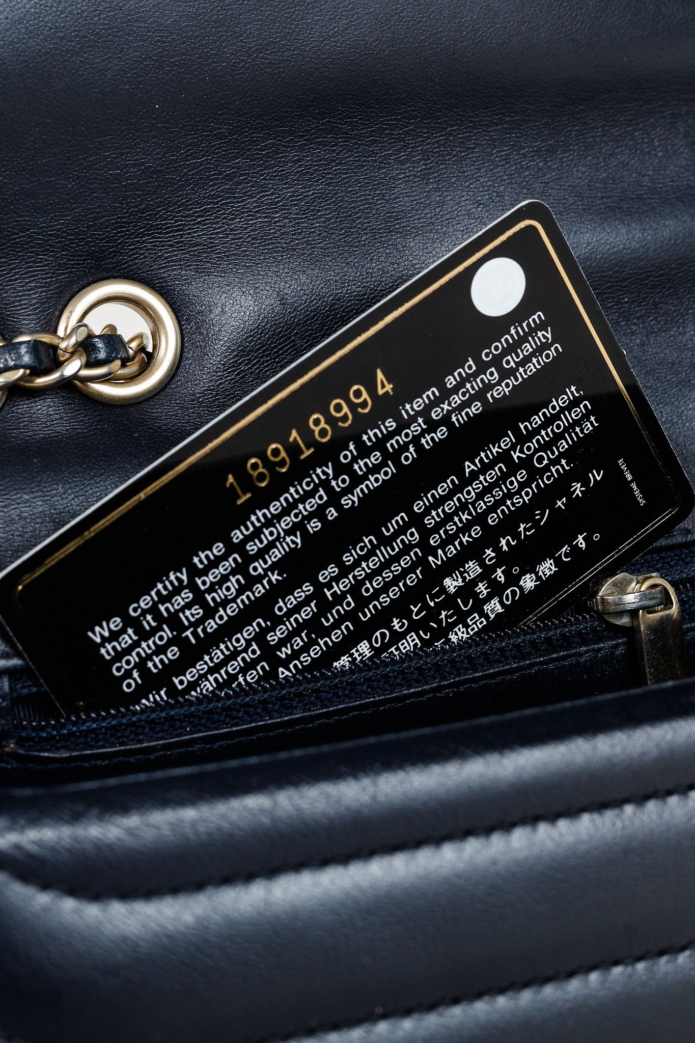 Chanel Chanel Vintage Mademoiselle Horizontal-Quilt Flap Bag Size ONE SIZE - 16 Thumbnail