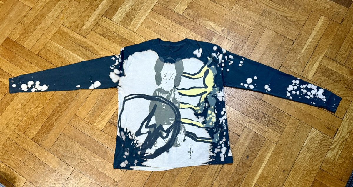 Kaws × Travis Scott Travis Scott cactus Jack x Kaws x Fragment Size US L / EU 52-54 / 3 - 1 Thumbnail