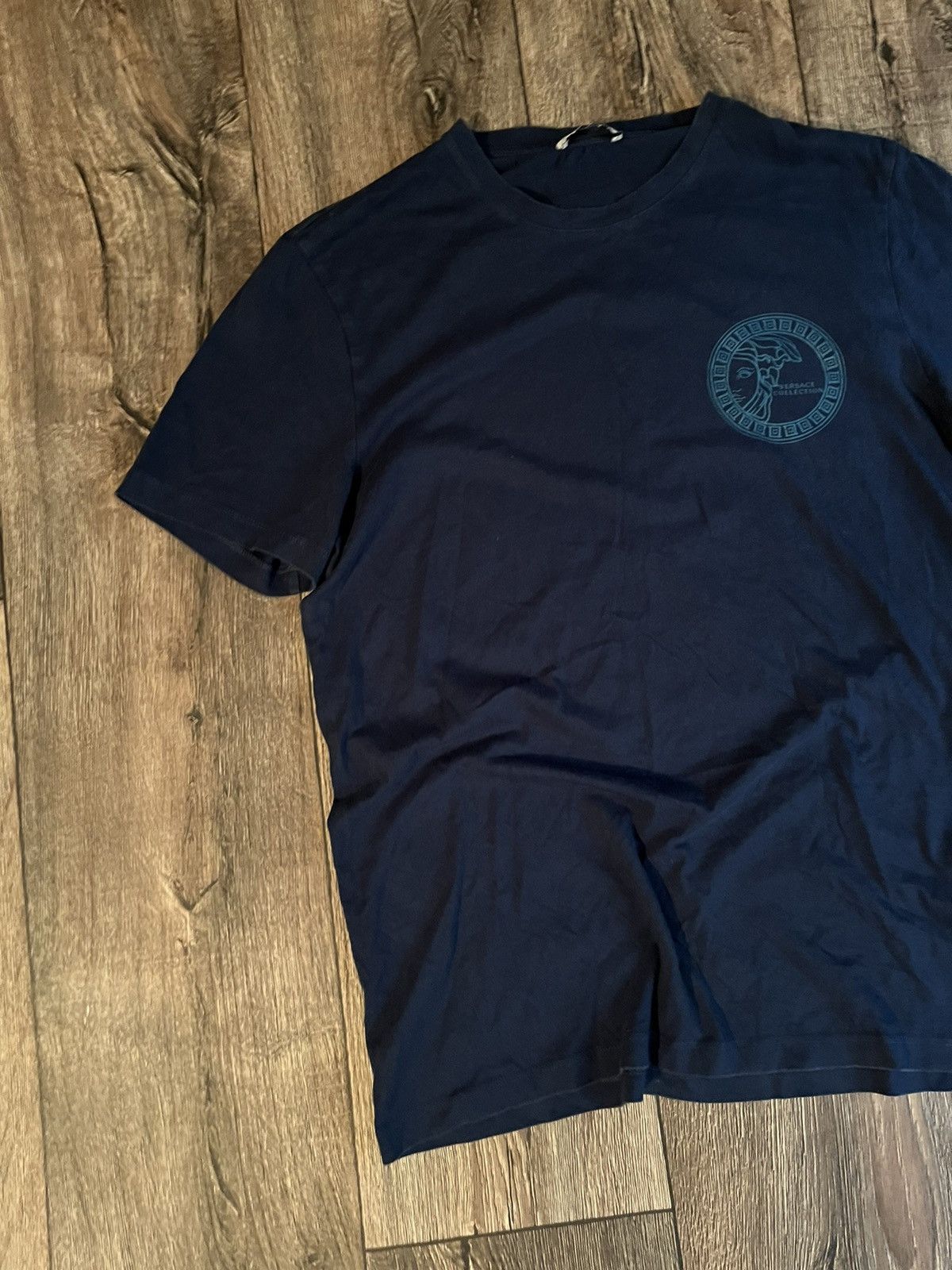 Versace Versace Collection Medusa Logo T-shirt Gianni Versace Size US L / EU 52-54 / 3 - 3 Thumbnail