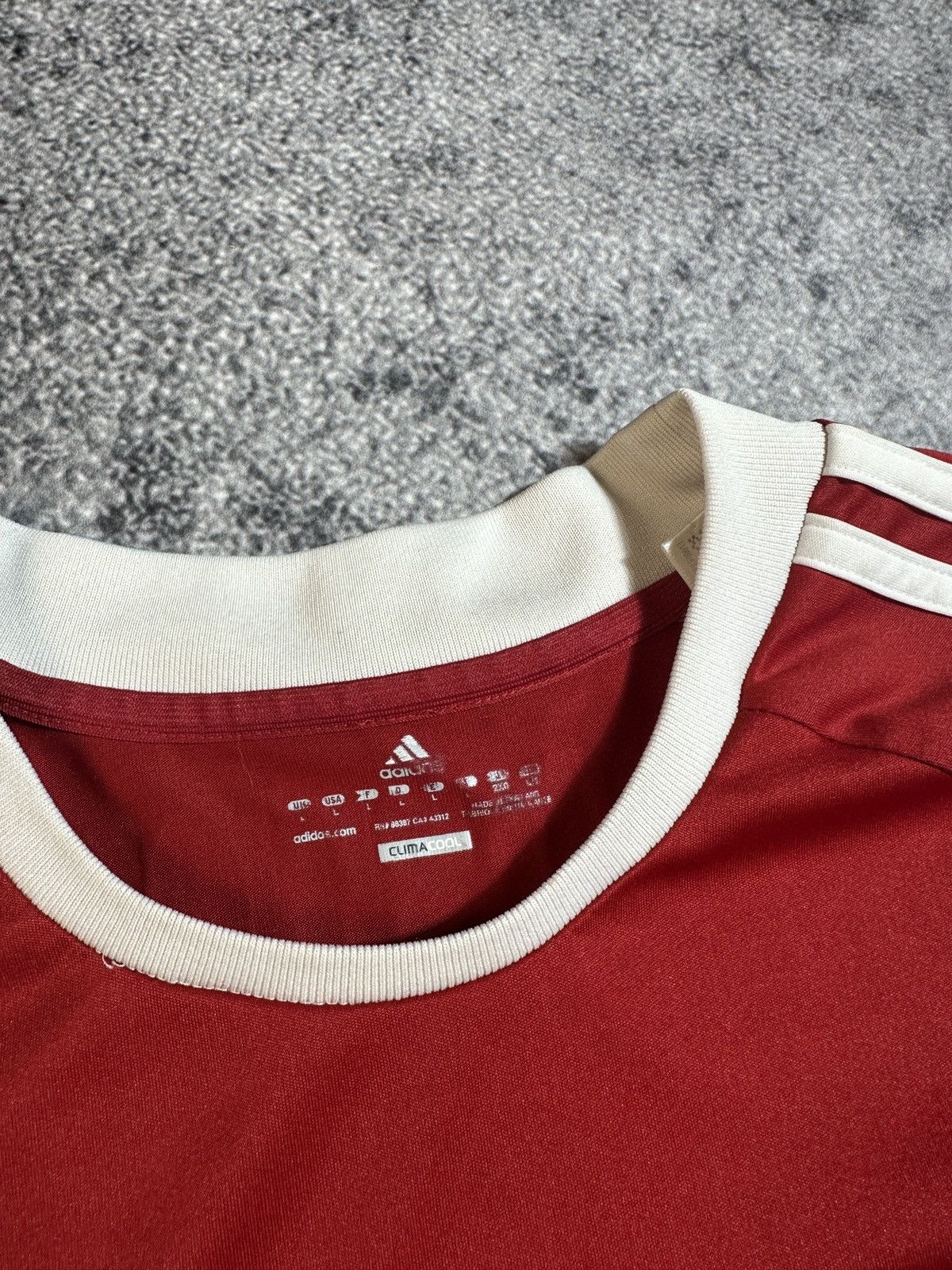 Adidas × Vintage Vintage Adidas Bristol City Soccer Jersey Streetwear Rare L Size US L / EU 52-54 / 3 - 3 Thumbnail