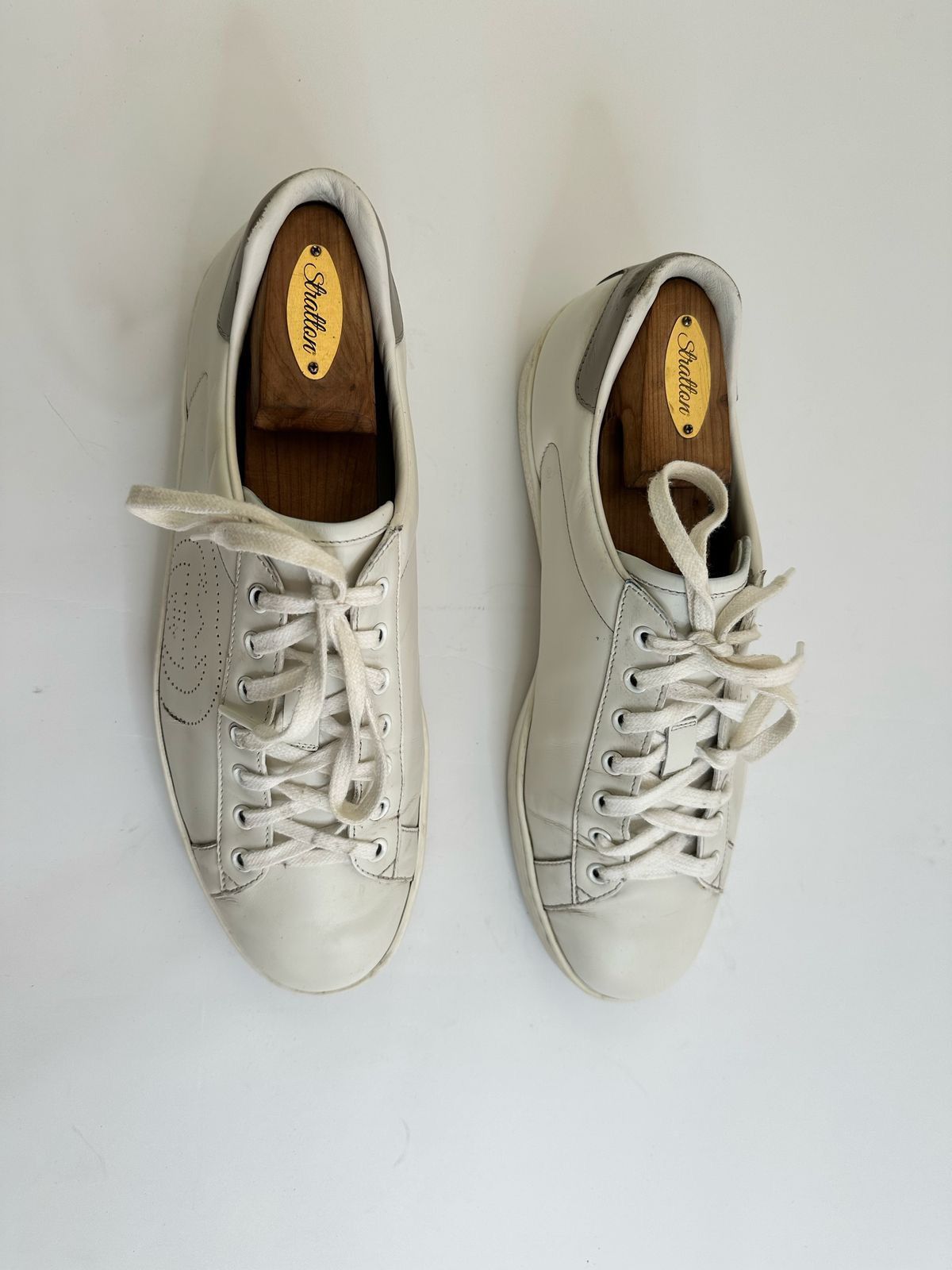 Gucci Gucci White/Grey Leather Perforated GG Ace Sneakers Size 9 Size US 9 / EU 42 - 4 Thumbnail
