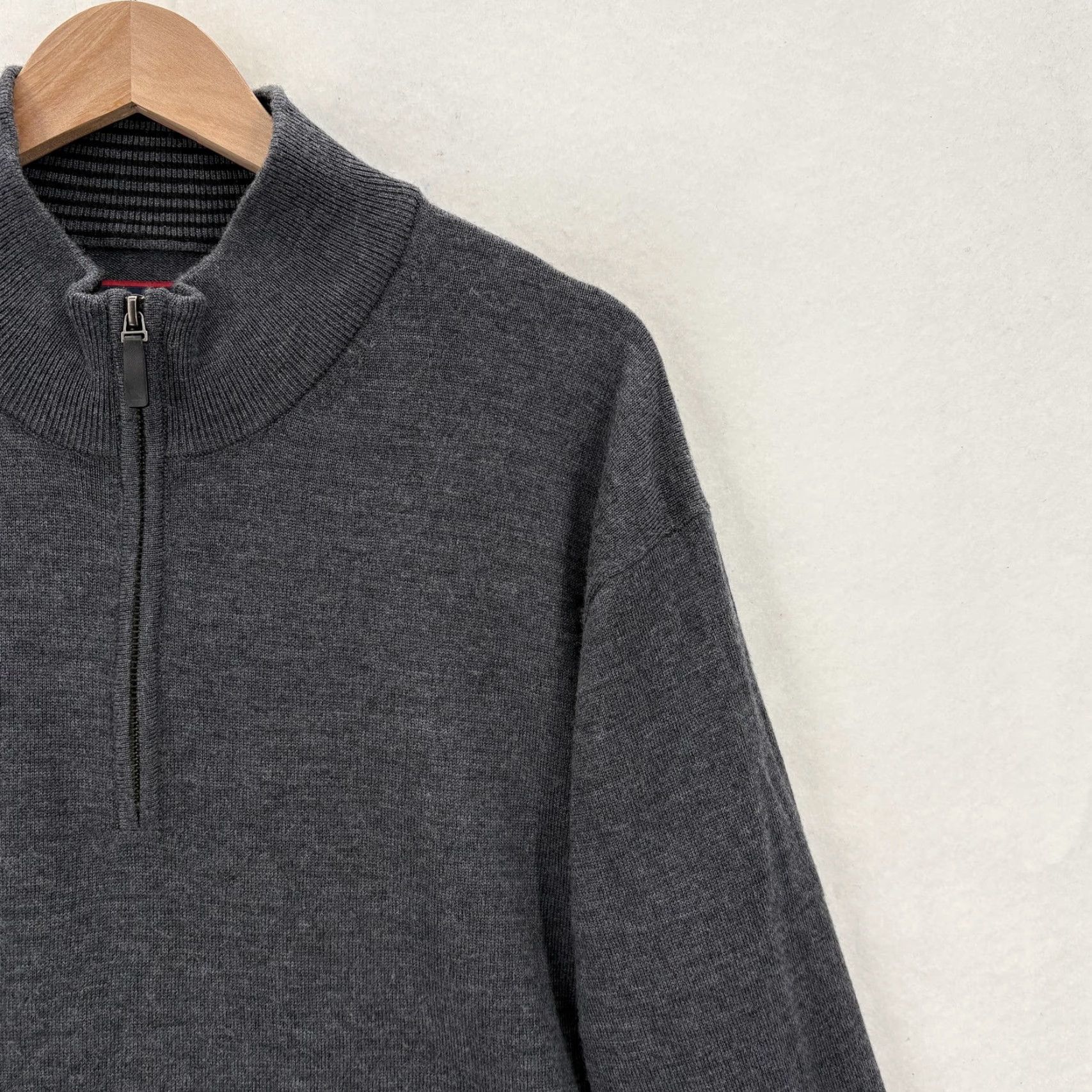 UNTUCKit UNTUCKit Sweater Mens 2XL Dark Gray Belguardo Merino Wool Half Zip Pullover Size US XXL / EU 58 / 5 - 2 Thumbnail