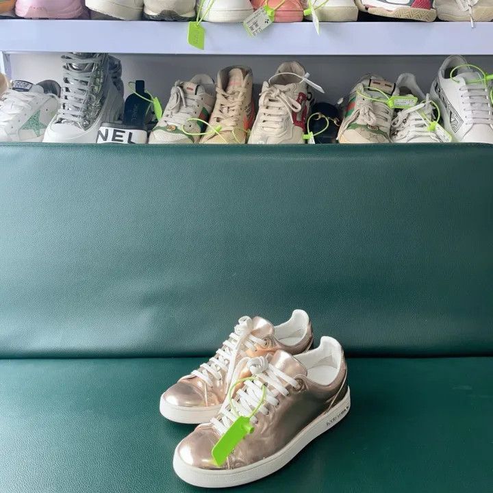 Louis Vuitton Louis Vuitton Pink Fashion Sneakers for Women -2508 Size US 6 / IT 36 - 2 Thumbnail